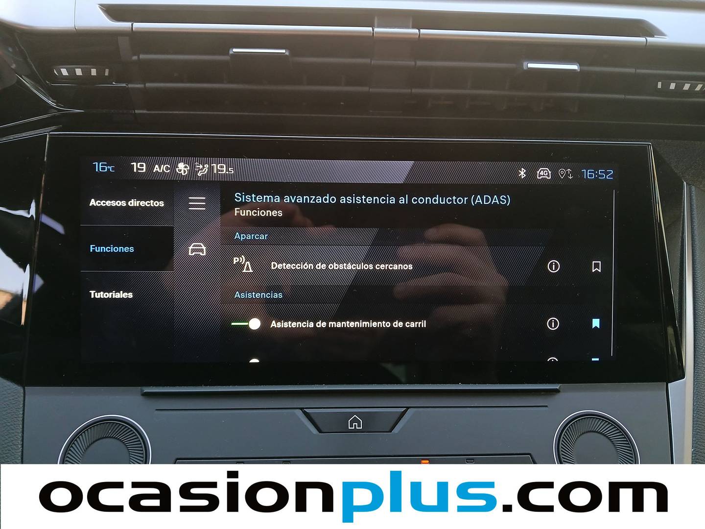 Foto Peugeot 308 Peugeot 308 Allure Hybrid eDCS6 (145 CV)