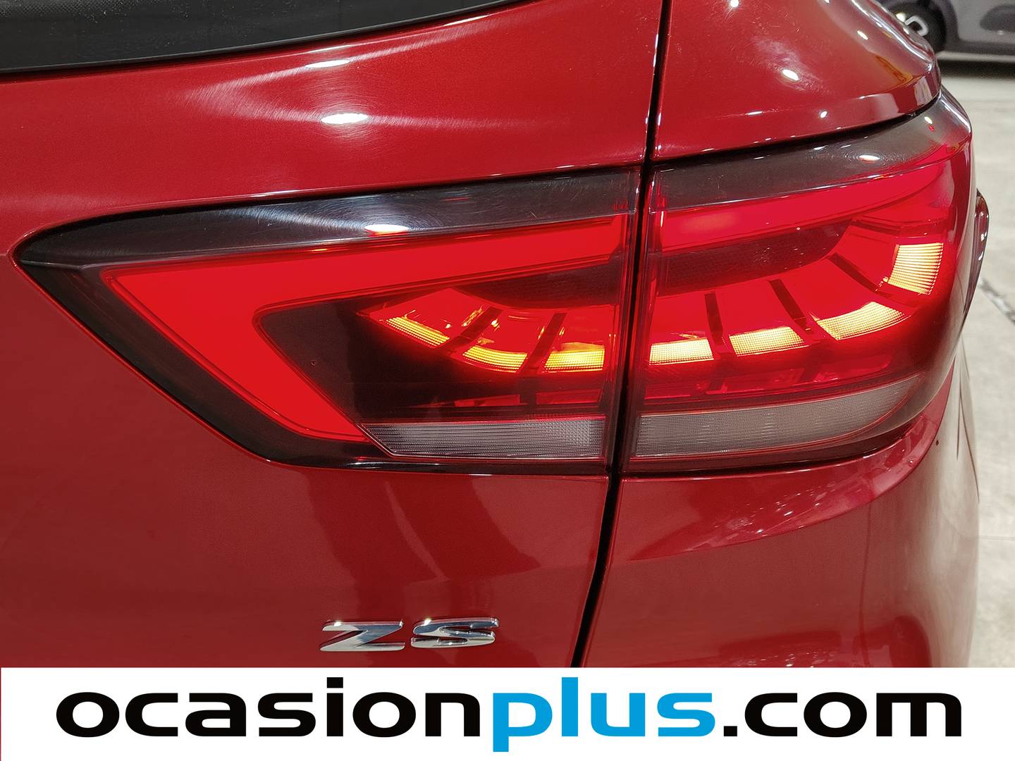 Foto MG ZS MG ZS 1.0T Luxury (111 CV)