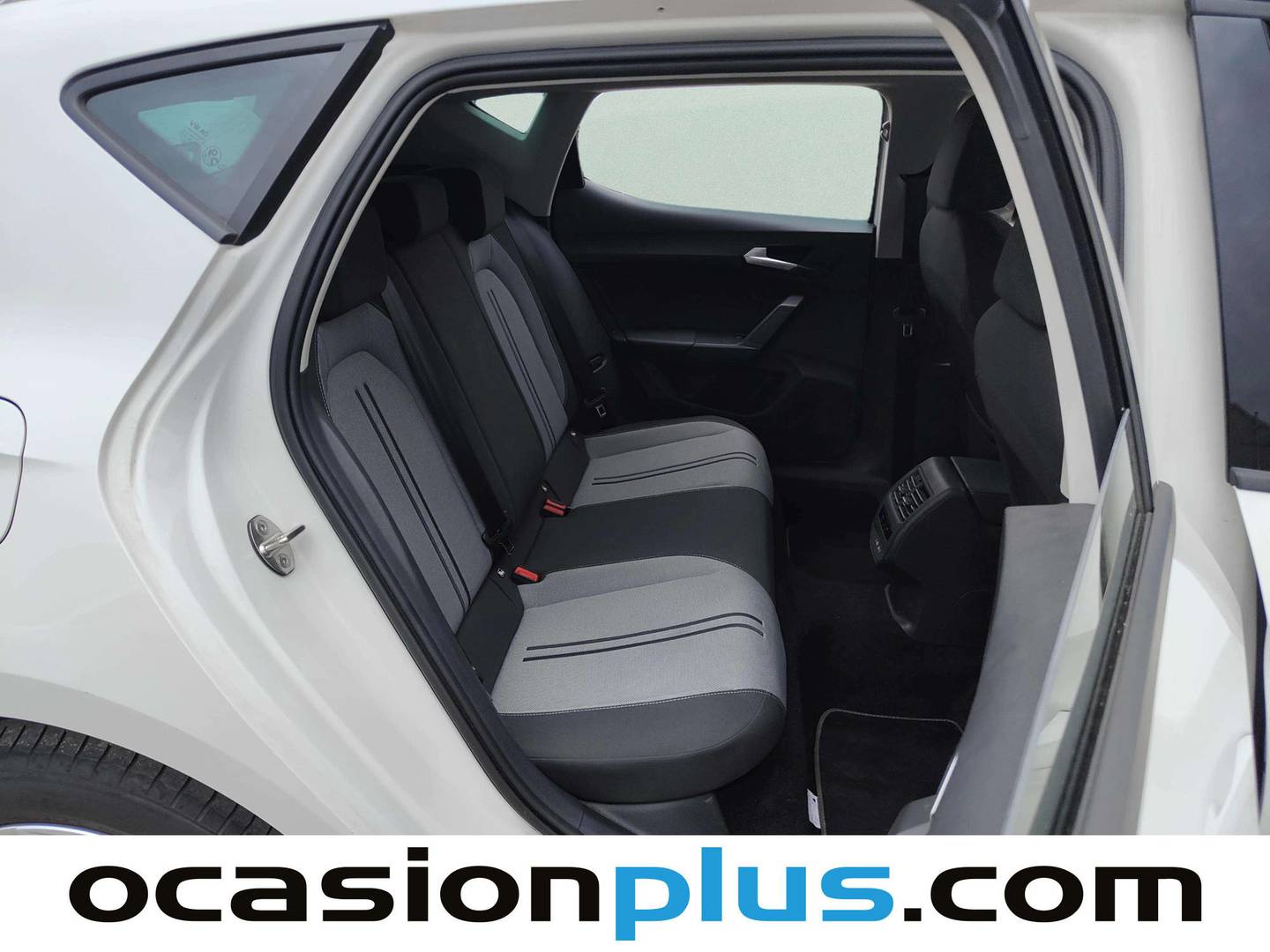 Seat León Seat León 1.0 eTSI S&S Style Go S DSG (110 CV) al mejor precio