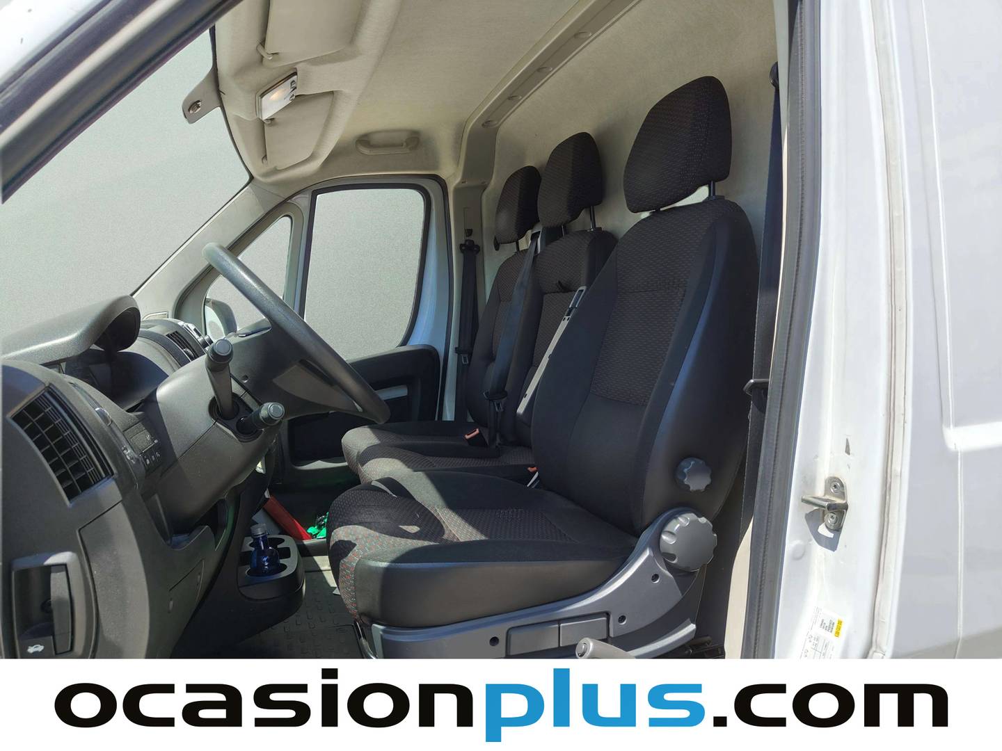 Foto asientos delanteros Opel Movano Opel Movano Furgon 2.2 BlueHDi Base L3H2 3.5T (140 CV)