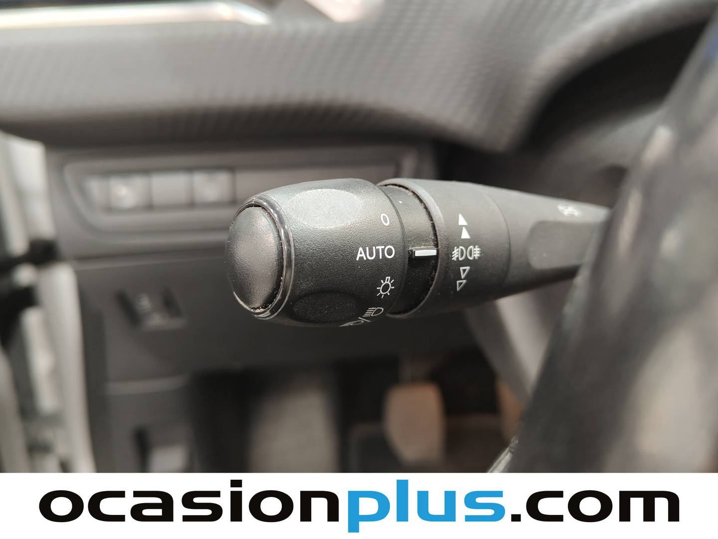 Peugeot 2008 Peugeot 2008 PureTech 110 S&S Allure (110 CV) de segunda mano