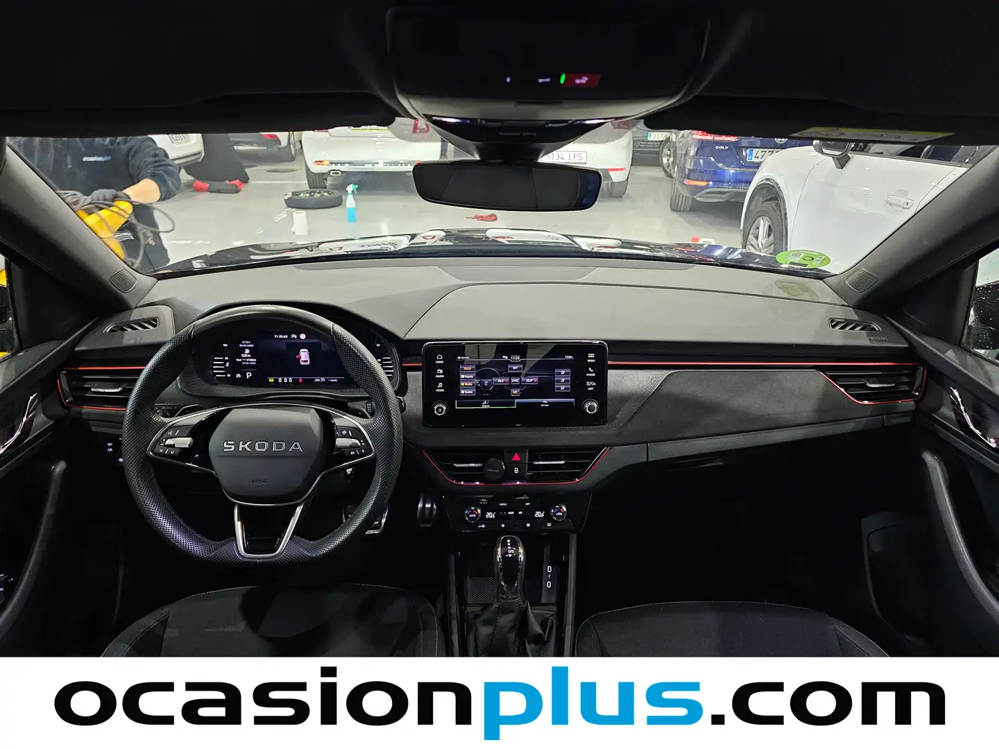 Foto Skoda Kamiq Skoda Kamiq 1.5 TSI Sport DSG (150 CV)