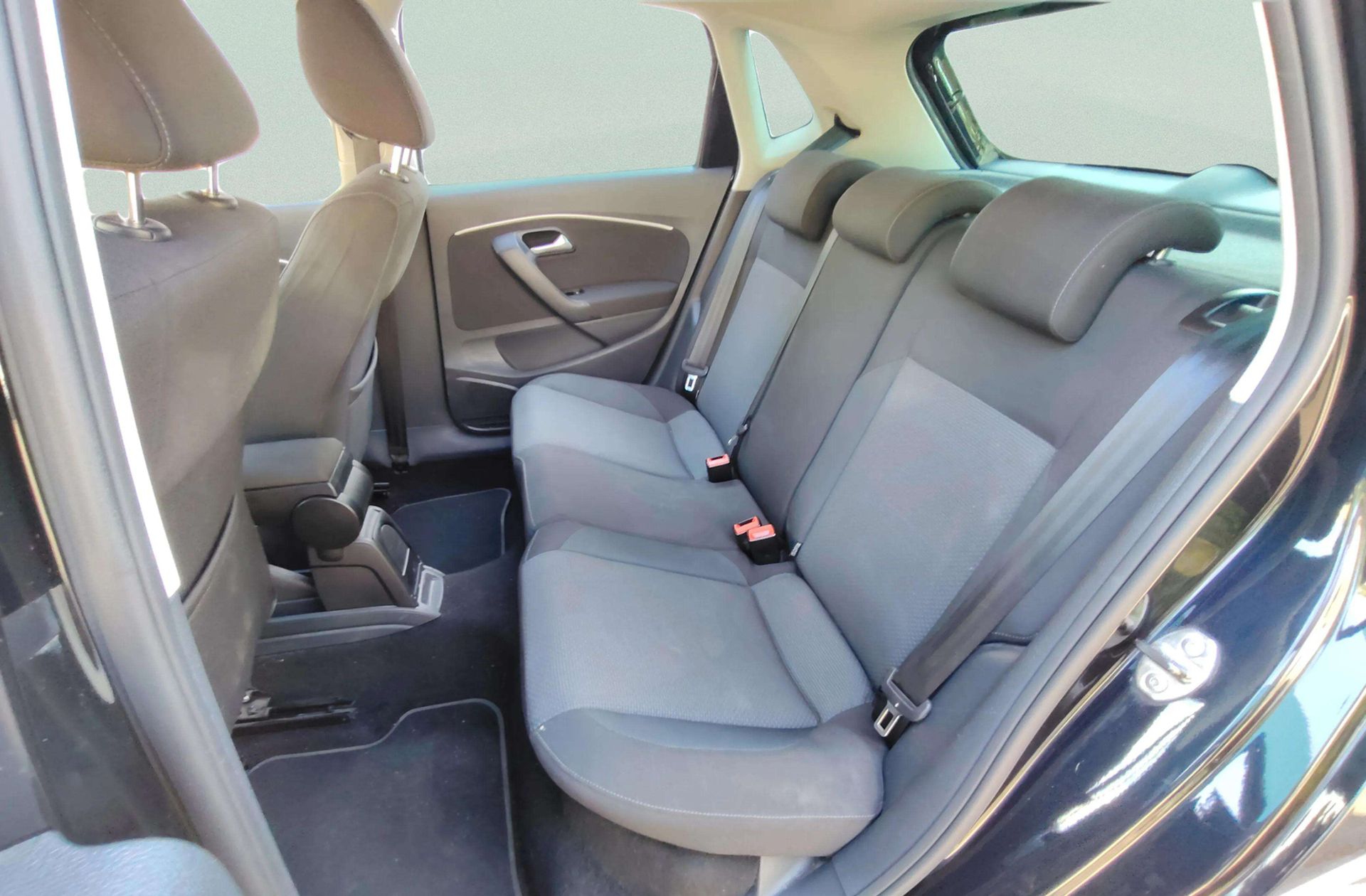 Volkswagen Polo Sport 1.2 TSI BMT - foto 11