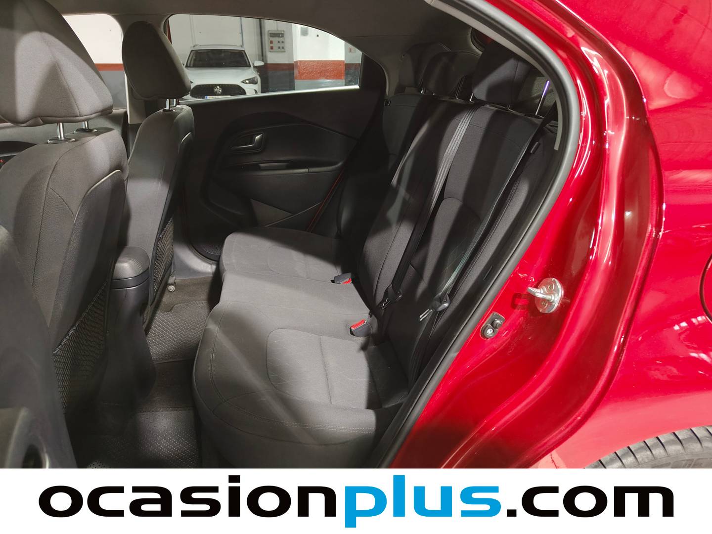 Foto asientos traseros KIA Rio KIA Rio 1.2 CVVT x-Tech16 Eco-Dynamics (84 CV)