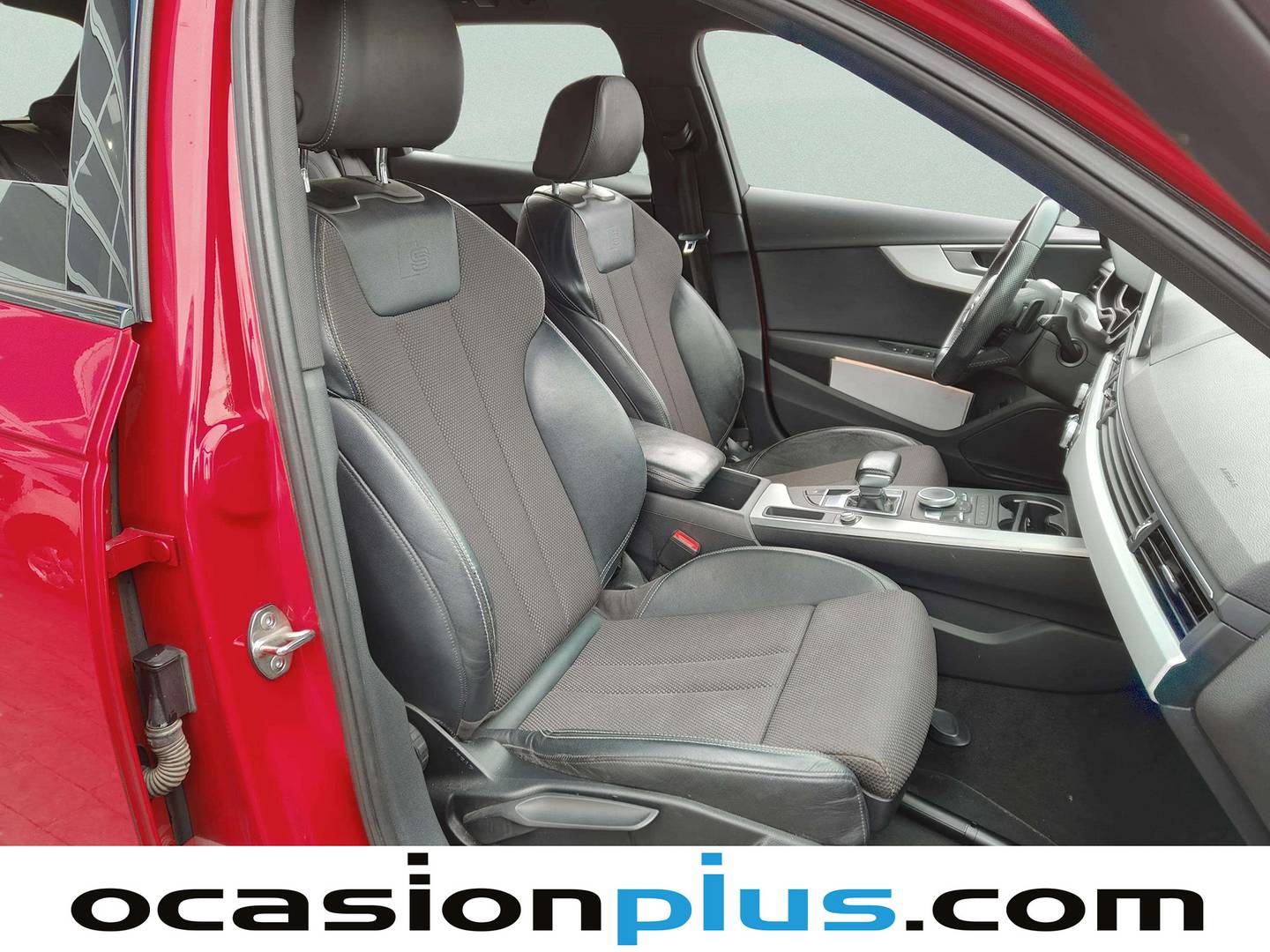 Foto Audi A4 Audi A4 Avant S line edition 2.0 TFSI (190 CV) S tronic