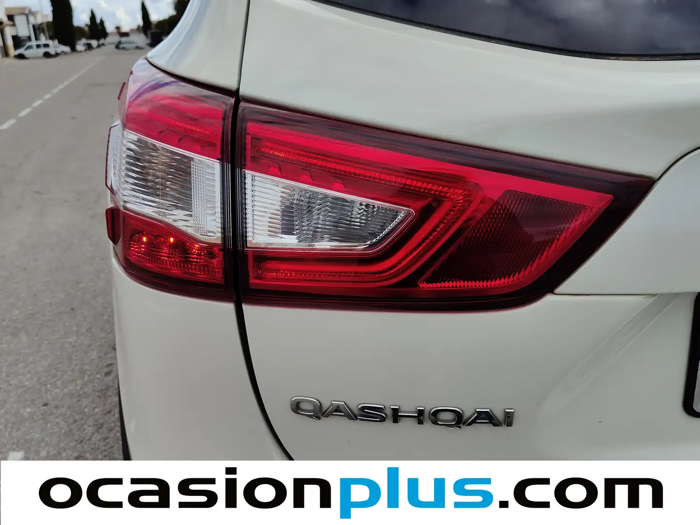 Foto Nissan QASHQAI Nissan Qashqai 1.2 DIG-T N-Connecta 4x2 XTronic (115 CV)