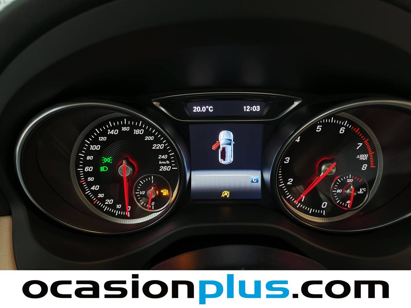 Foto Mercedes GLA Mercedes-Benz GLA 180  (122 CV)