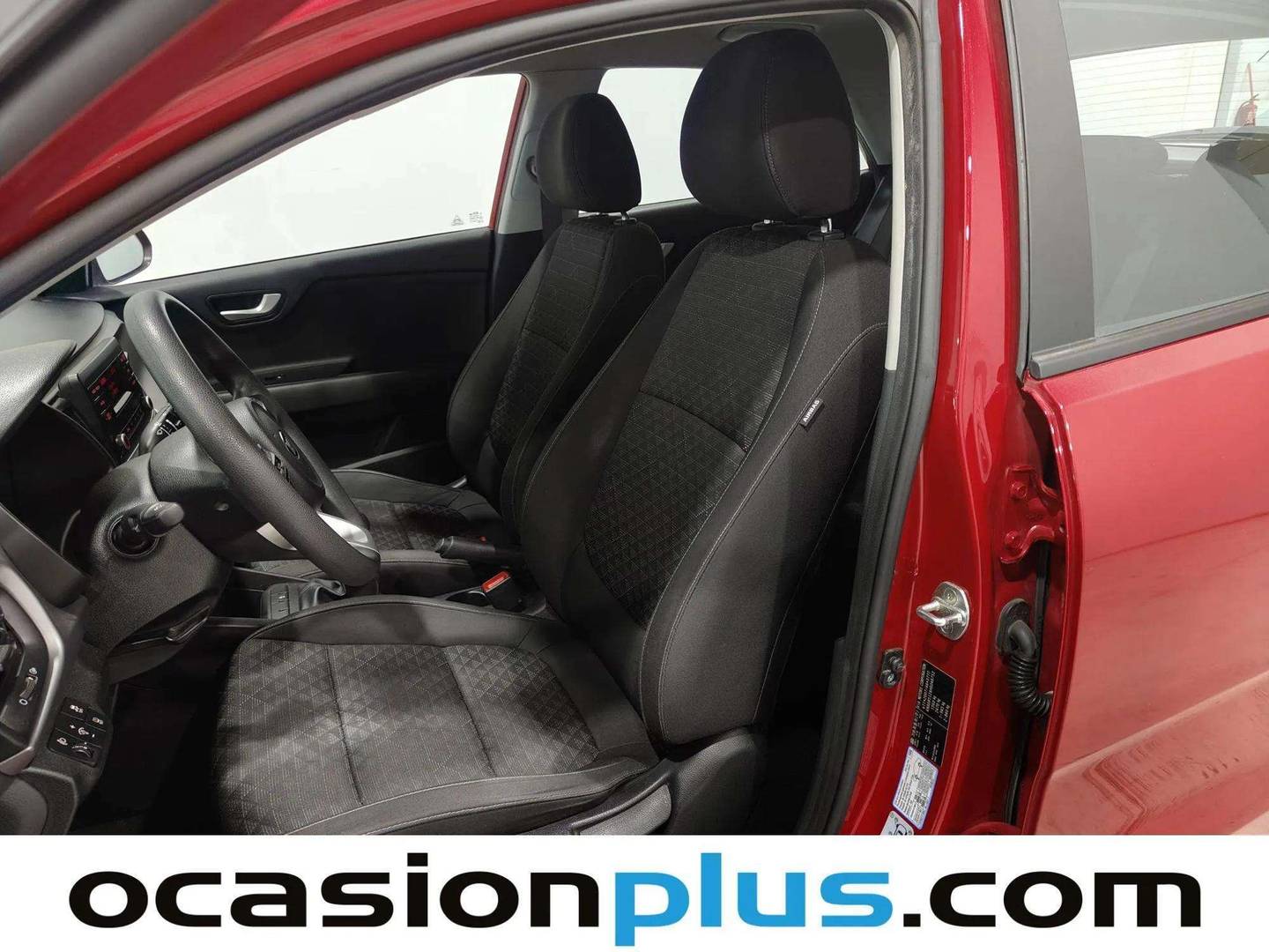 Foto asientos delanteros KIA Rio KIA Rio 1.2 CVVT Concept (84 CV)