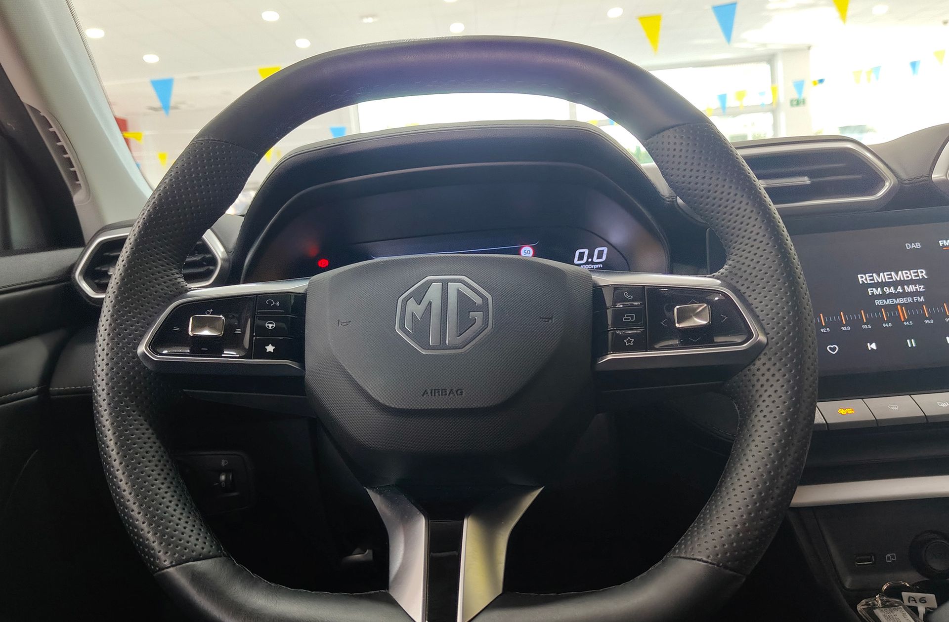 MG ZS 1.5 Hybrid+ Luxury - foto 26