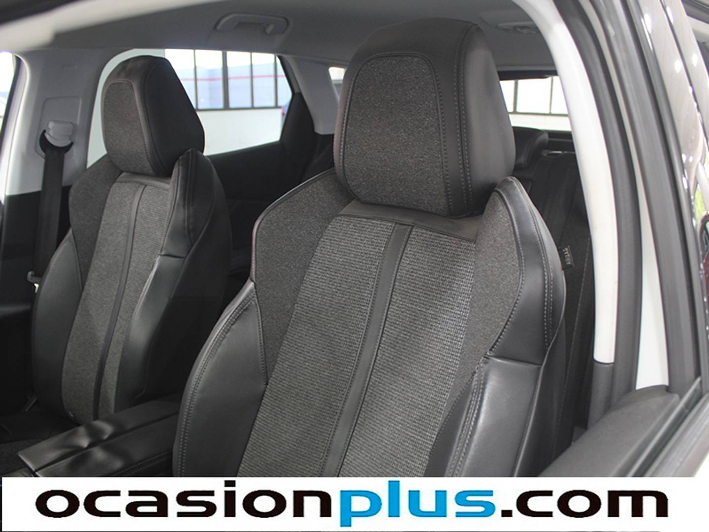 Foto Peugeot 3008 Peugeot 3008 BlueHDI 130 S&S Allure (130 CV)