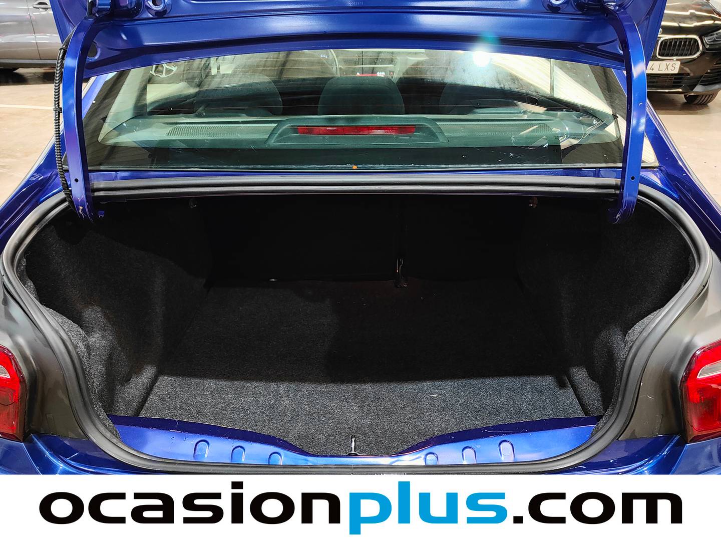 Fotos maletero Citroën C-Elysée Citroën C-Elysee PureTech 82 Shine (82 CV)