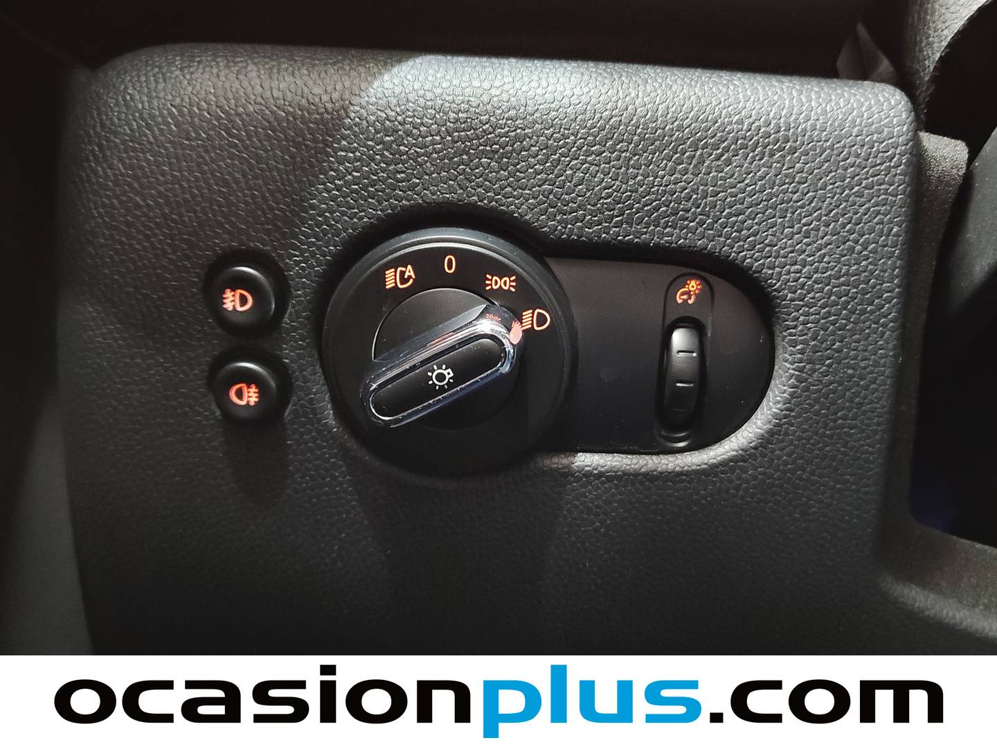 Acabados Mini MINI Mini MINI Cooper 5 Puertas D (116 CV)