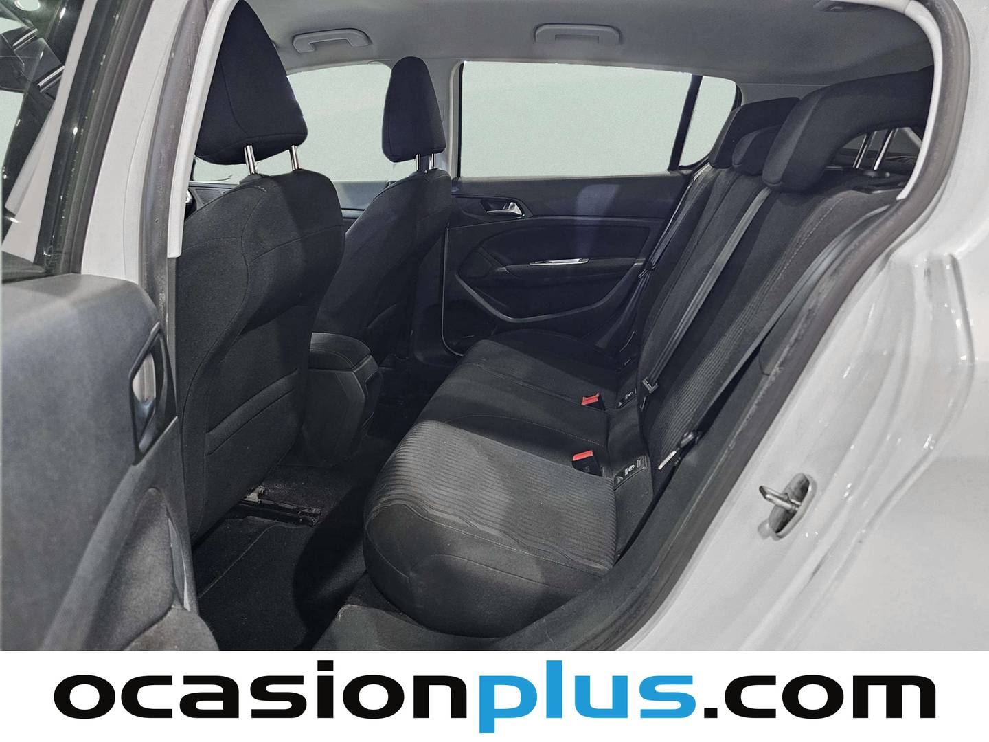 Foto asientos traseros Peugeot 308 Peugeot 308 1.2 PureTech S&S Active (130 CV)
