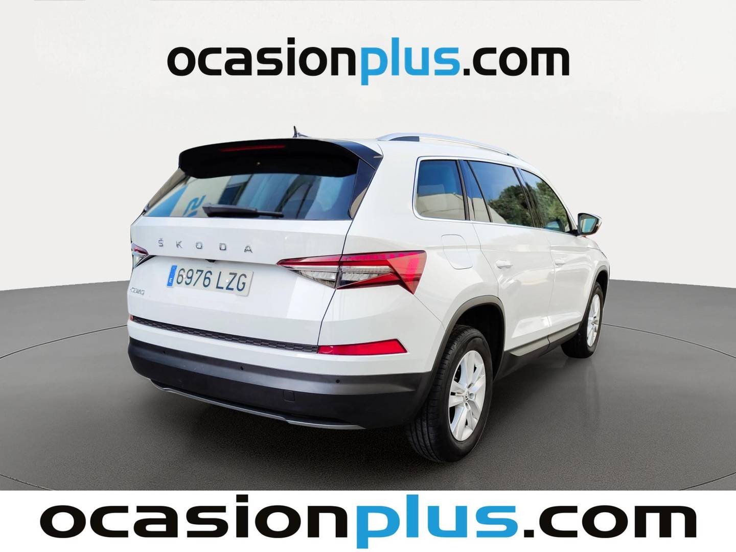 Foto trasera Skoda Kodiaq Skoda Kodiaq 1.5 TSI Ambition 4x2 (150 CV) 7 plazas derecha