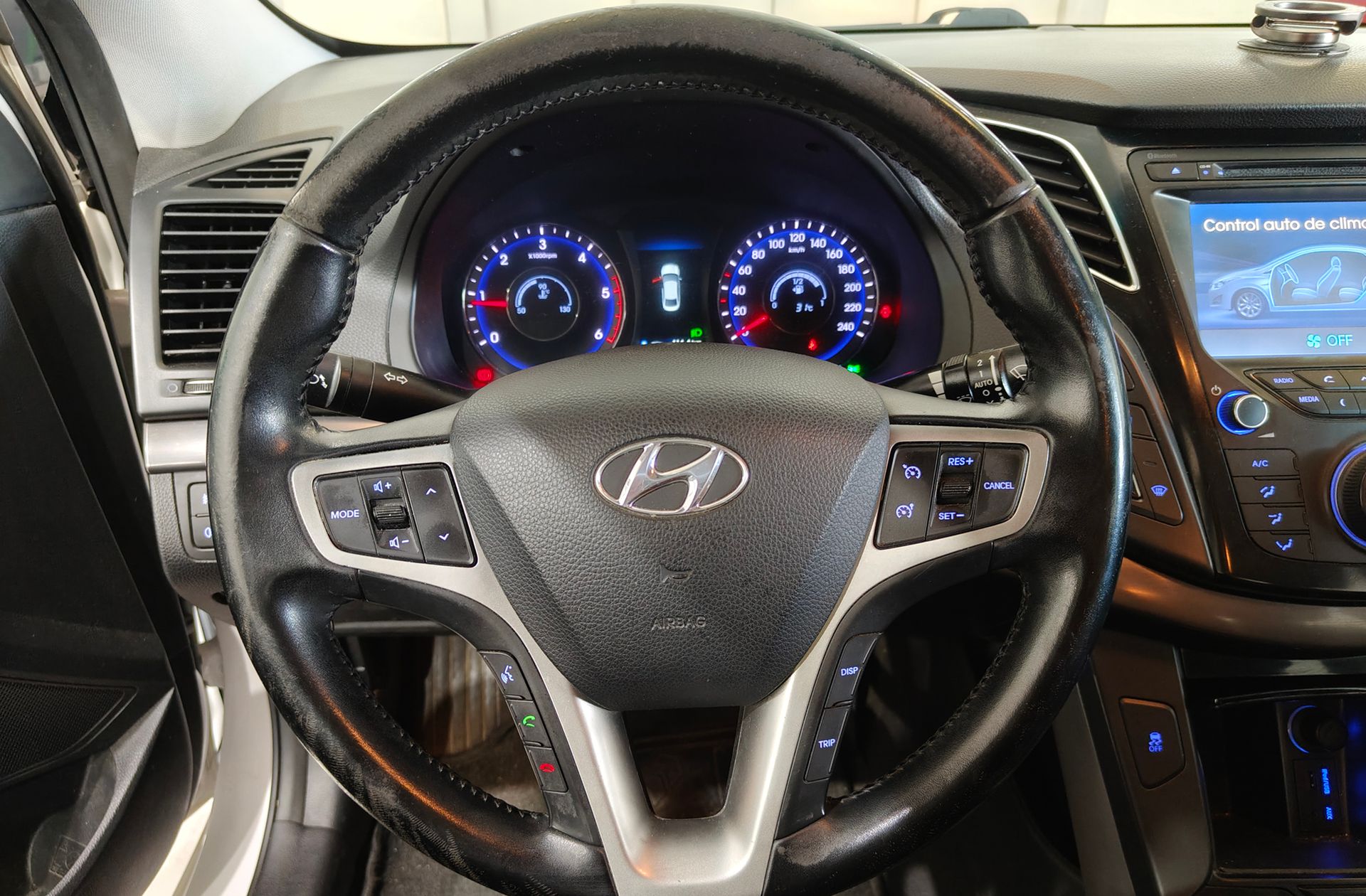 Hyundai i40 1.7 CRDi BlueDrive Tecno - foto 27