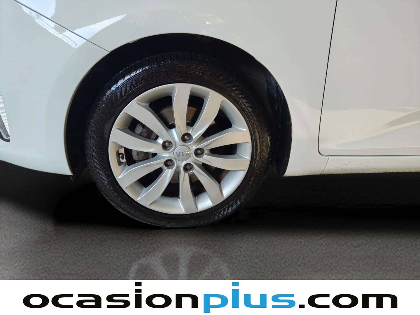 KIA Carens KIA Carens 1.7 CRDi VGT UEFA Euro2016 Eco-Dynamics (141 CV) 7 Plazas de segunda mano