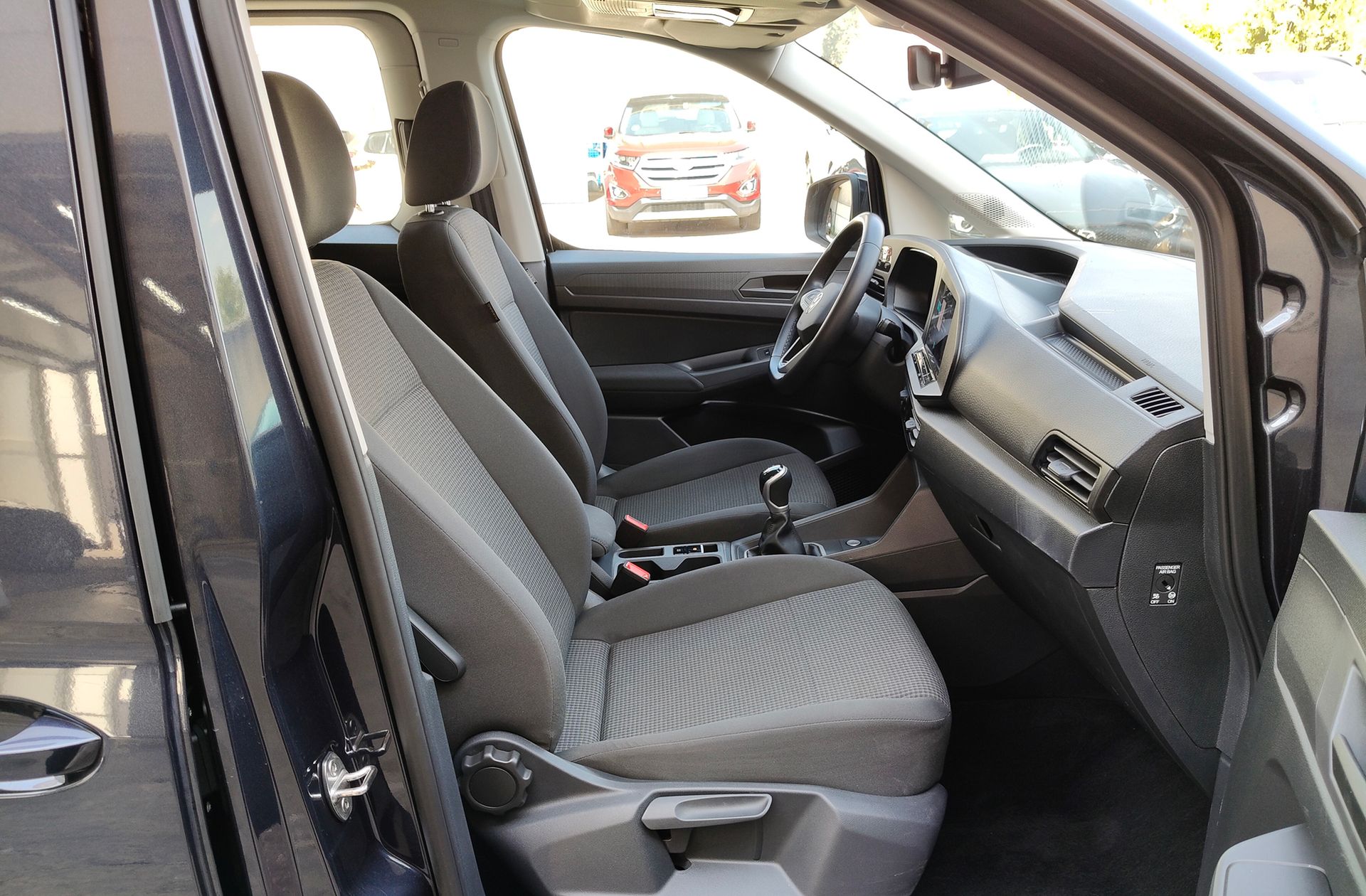 Volkswagen Caddy Maxi Origin 2.0 TDI - foto 18