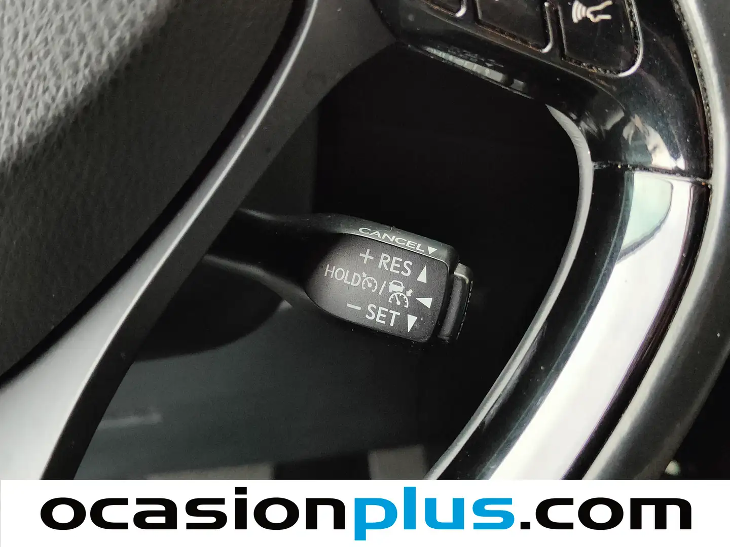 Foto Toyota C-HR Toyota C-HR 1.8 125H Active (122 CV)