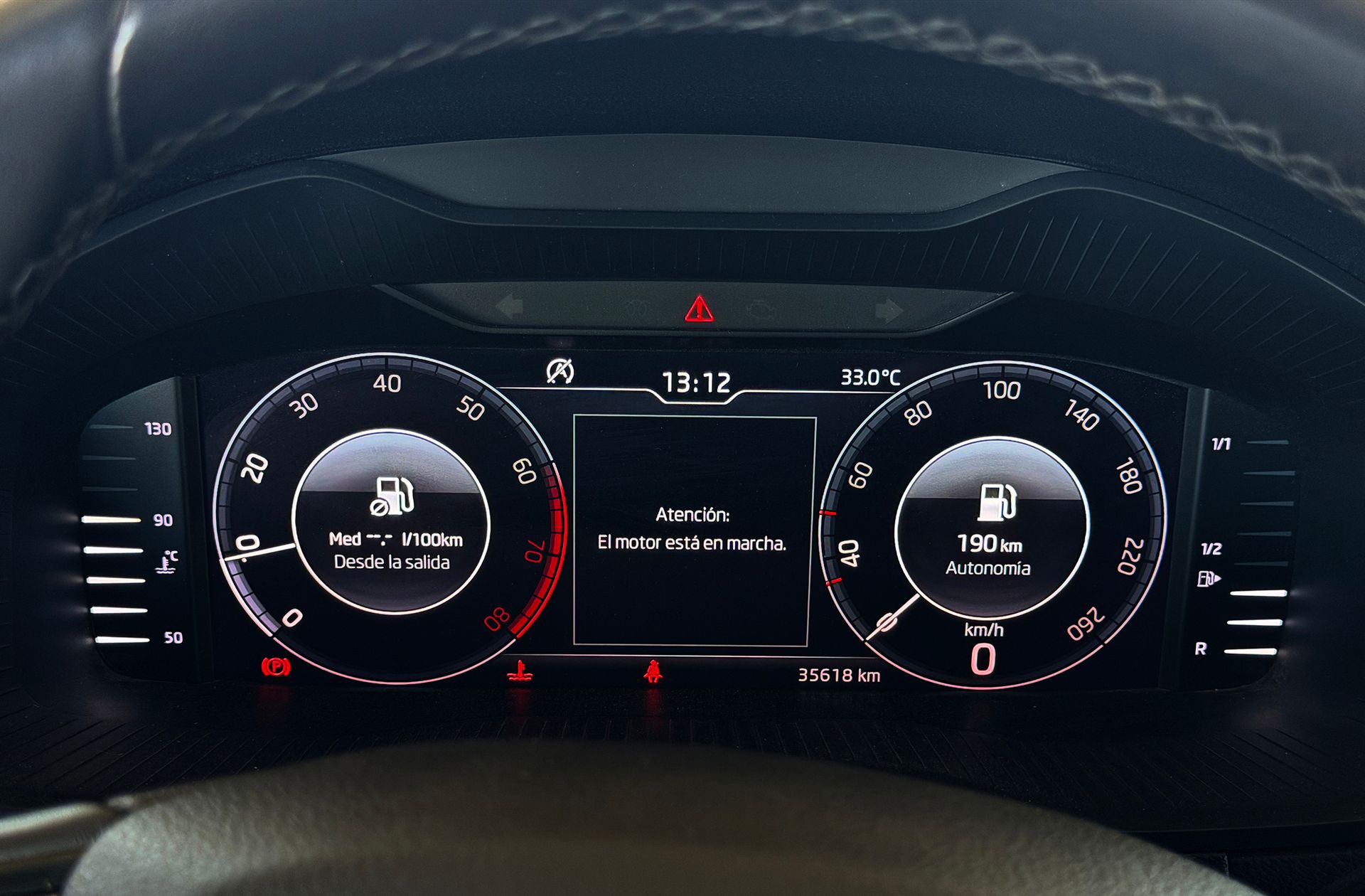 Škoda Karoq 1.5 TSI ACT Ambition - foto 21