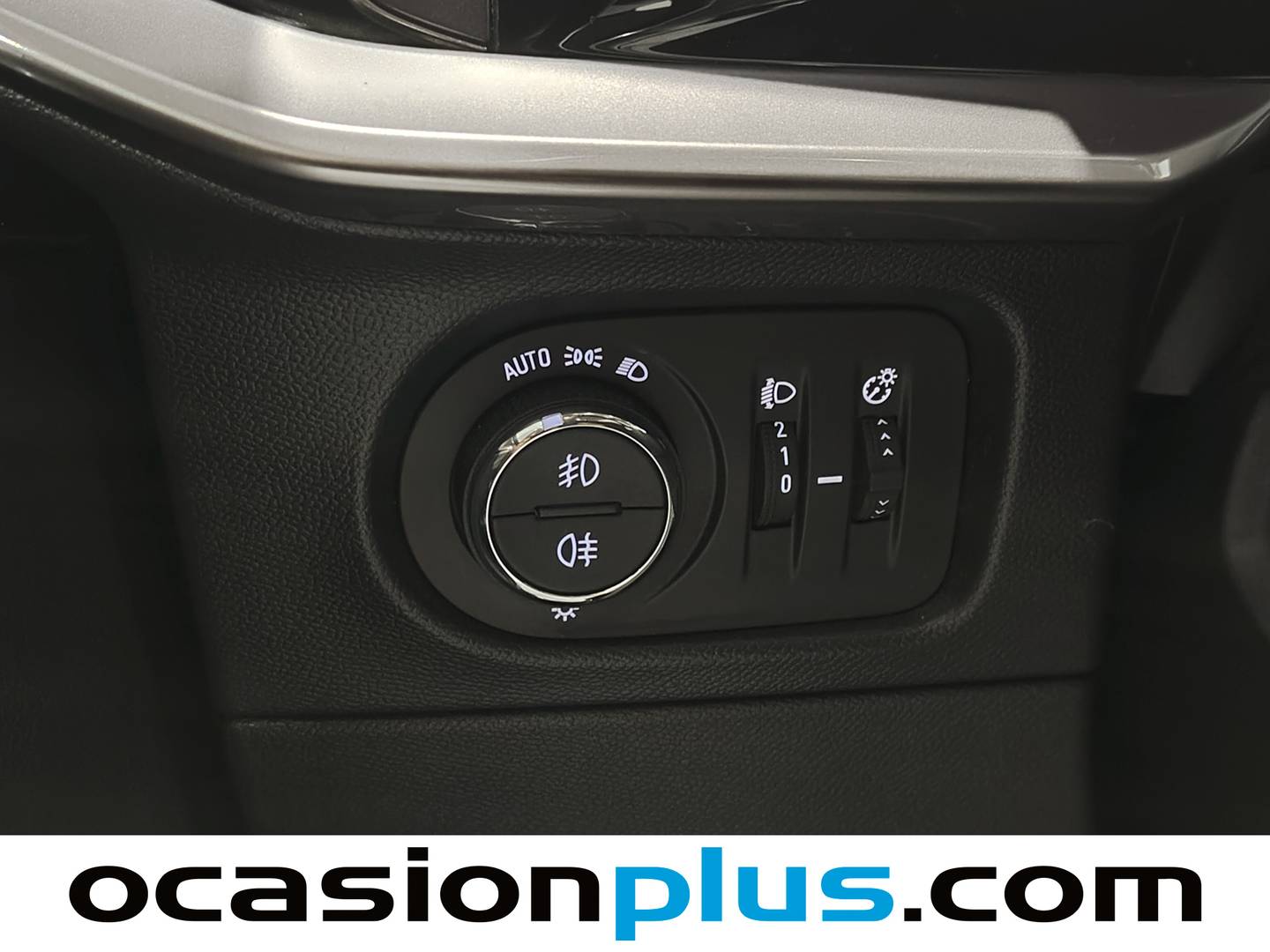 Opel Mokka Opel Mokka 1.2 T Business Elegance (100 CV) seminuevo