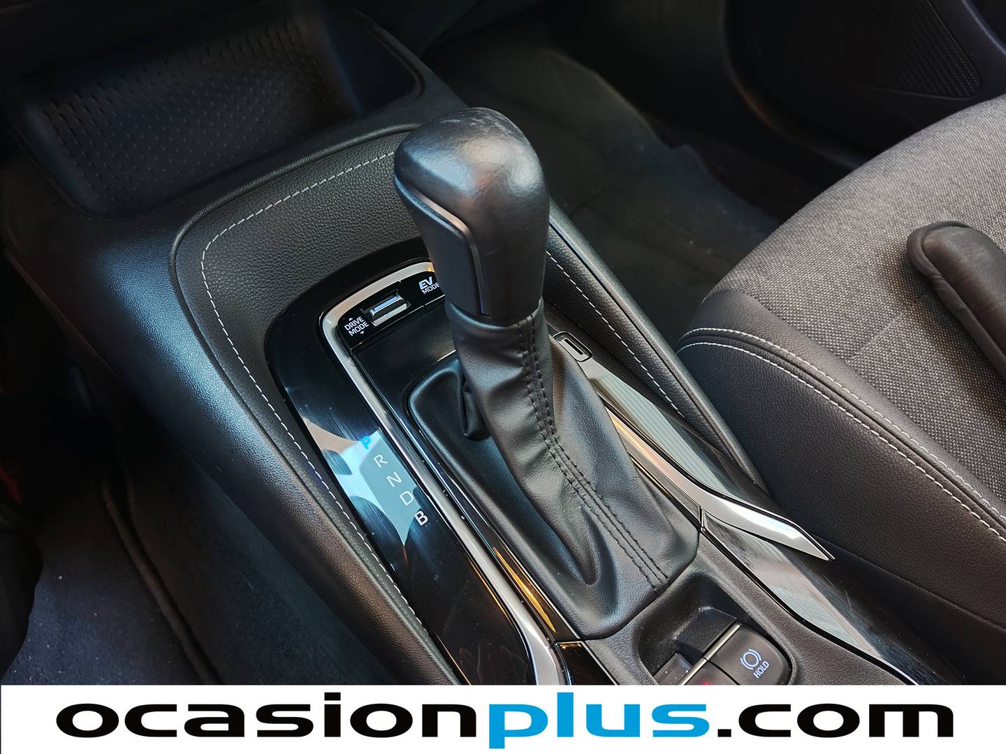 Foto Toyota Corolla Toyota Corolla 2.0 180H Style E-CVT (180 CV)