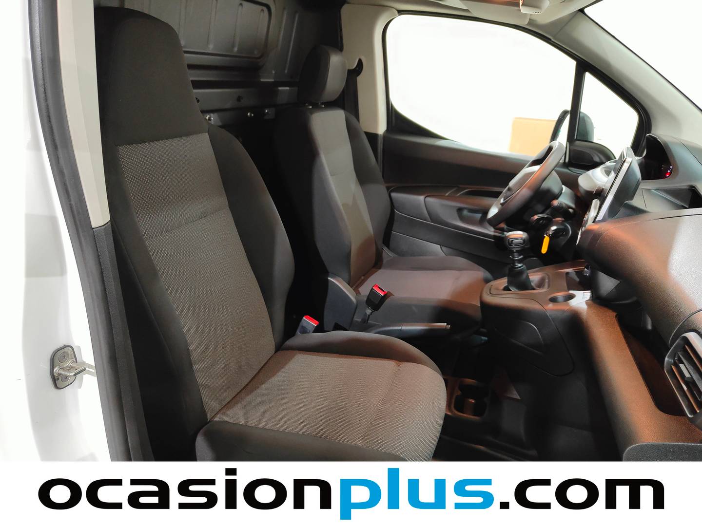 Foto Peugeot Partner Peugeot Partner Furgon BlueHDi 100 S&S Pro Standard 600kg (98 CV)