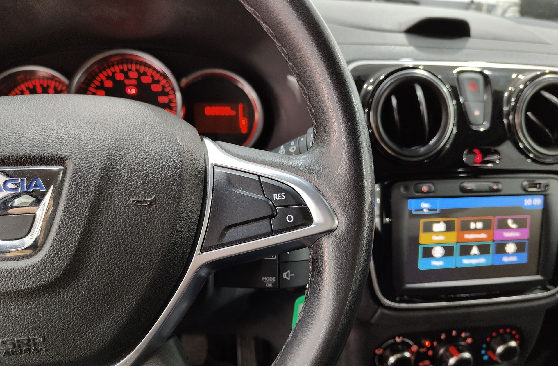 Dacia Lodgy Serie Limitada Xplore TCe GPF 7 plazas - foto 26