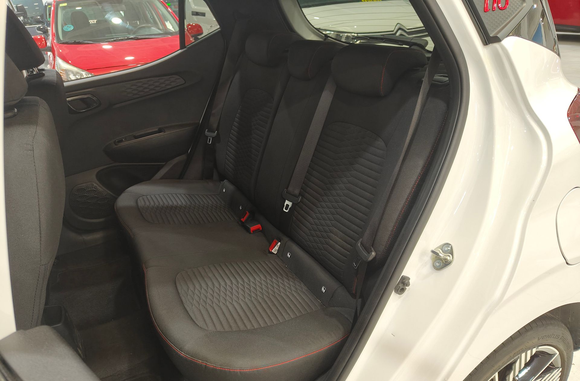 Hyundai i10 1.2 N Line - foto 12