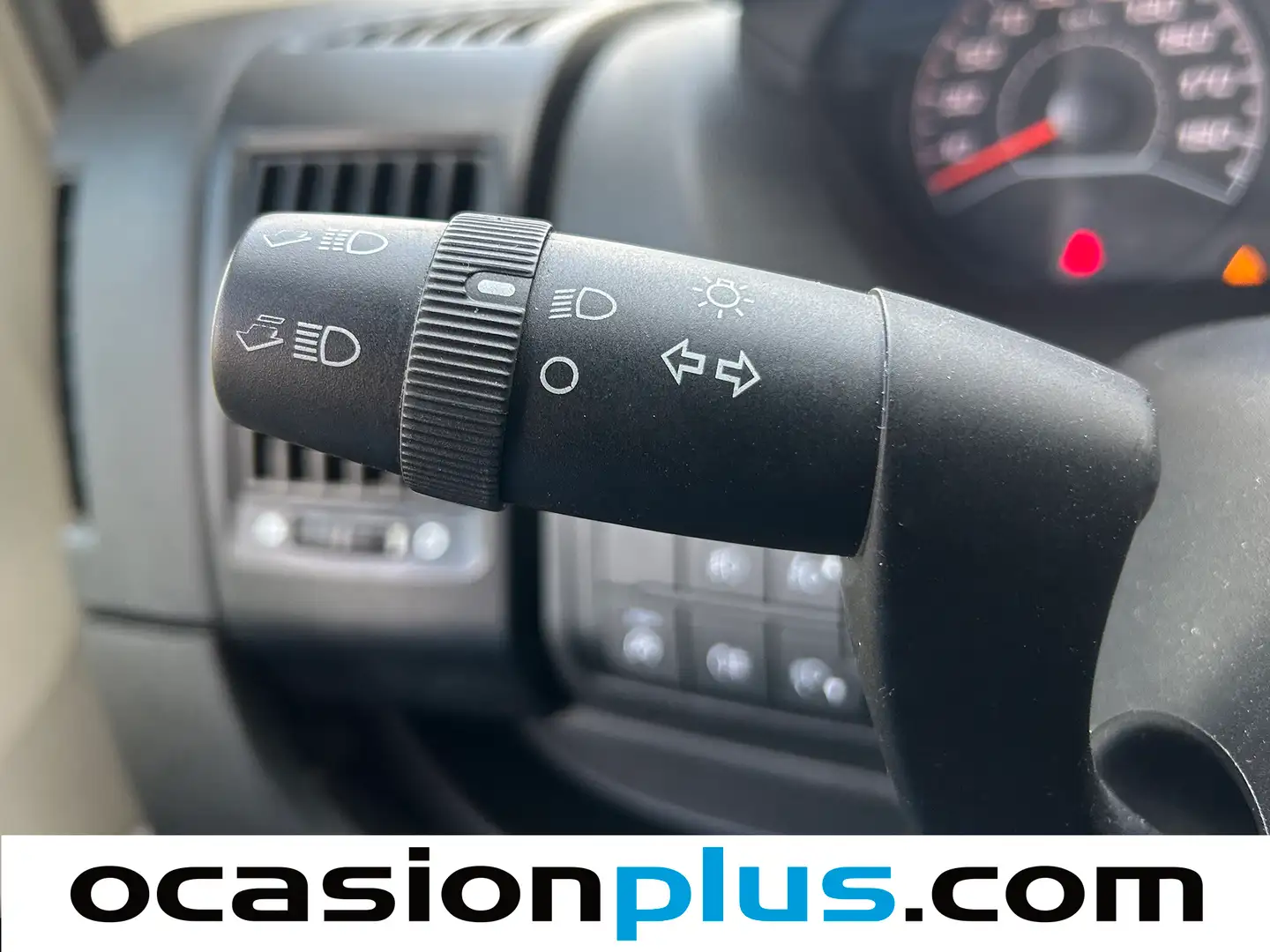 Foto Citroën Jumper Citroen Jumper BlueHDi 140 35 Heavy L4H3 (140 CV)