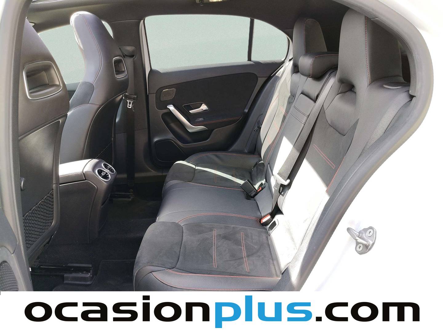 Foto asientos traseros Mercedes Clase A Mercedes-Benz Clase A 200 (163 CV) Pack AMG