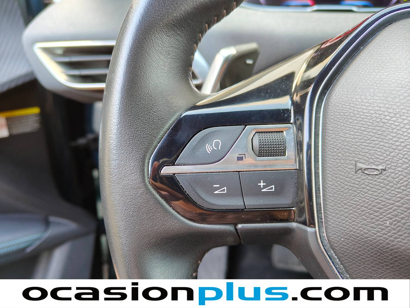 Peugeot 5008 Hybrid Peugeot 5008 Hybrid 1.2 Allure Pack eDCS6 (136 CV) 7 Plazas seminuevo