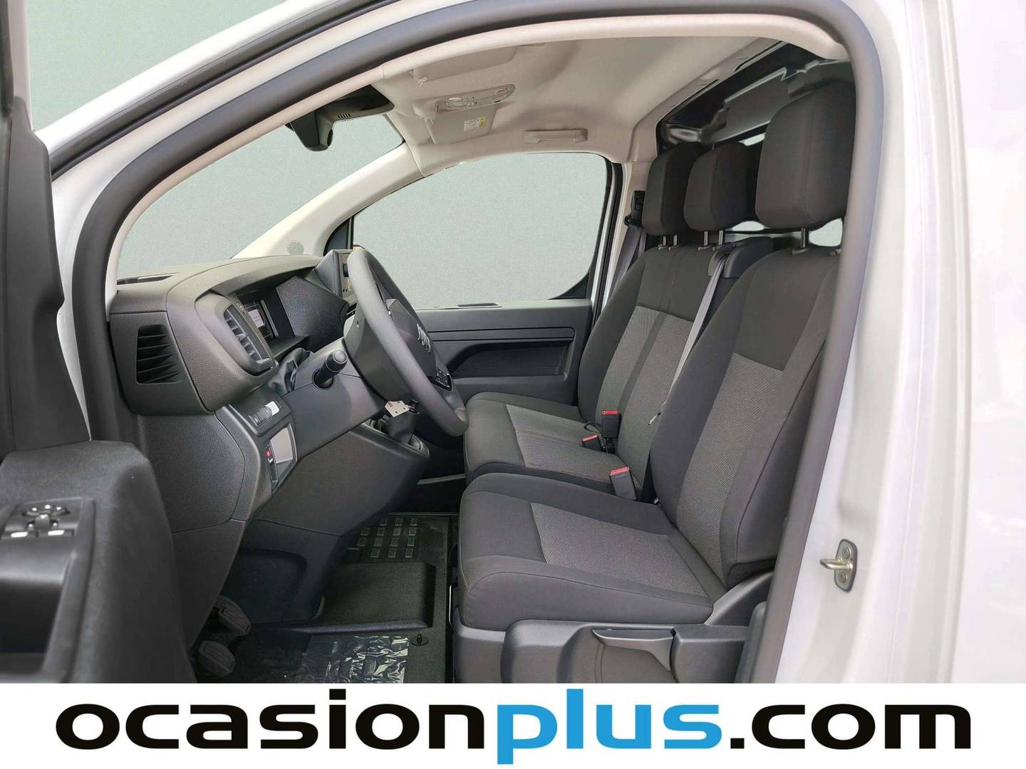 Foto asientos delanteros Fiat Scudo Fiat Scudo Furgón M 1.5 Diésel (120 CV)