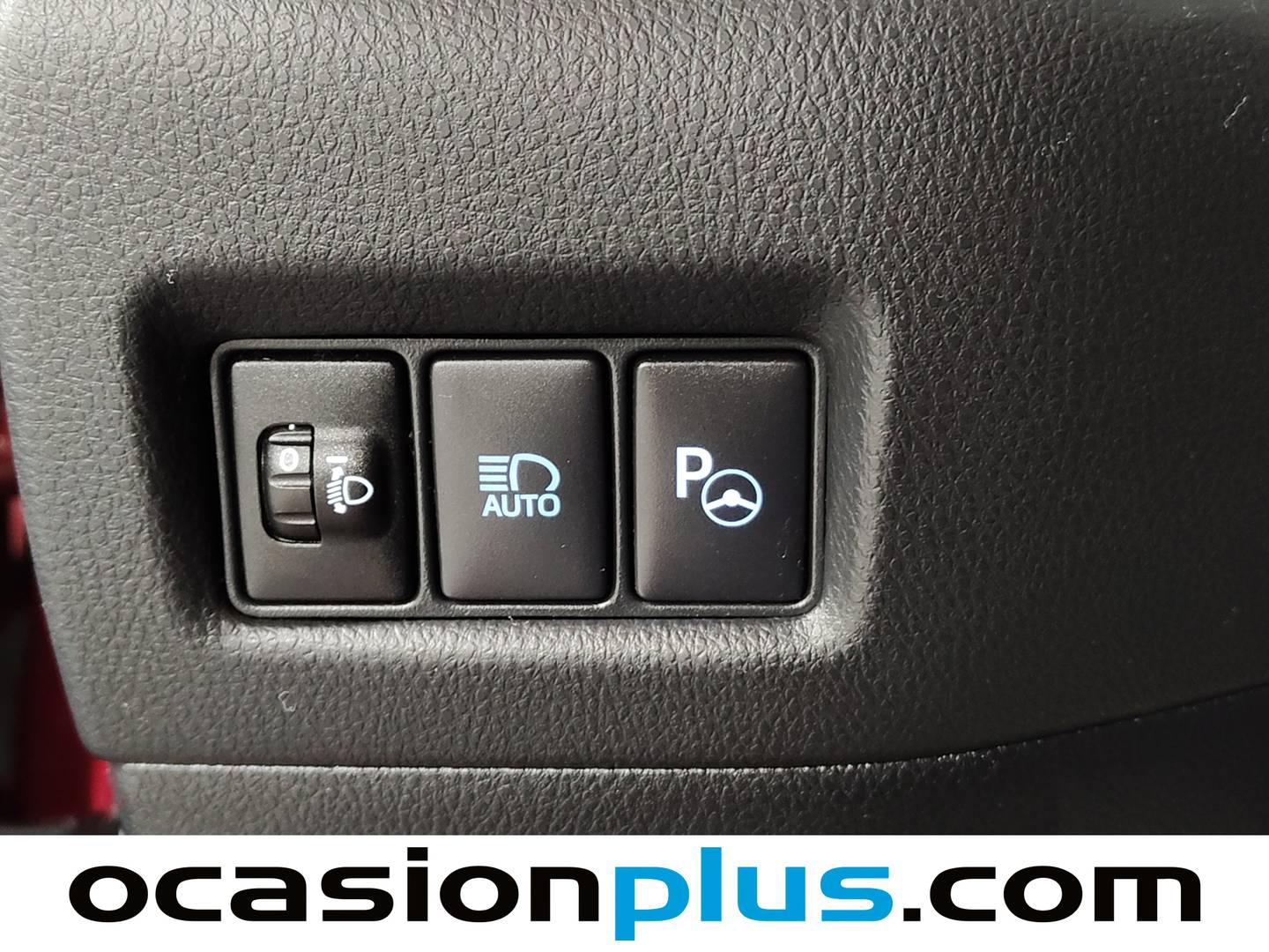 Foto Toyota C-HR Toyota C-HR 1.8 125H Advance Pack Plus (122 CV)