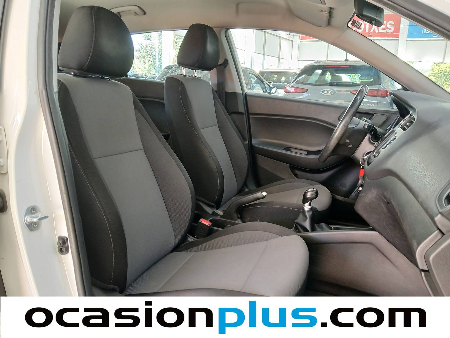Hyundai i20 Hyundai i20 1.2 MPI Essence LE (75 CV) km 0