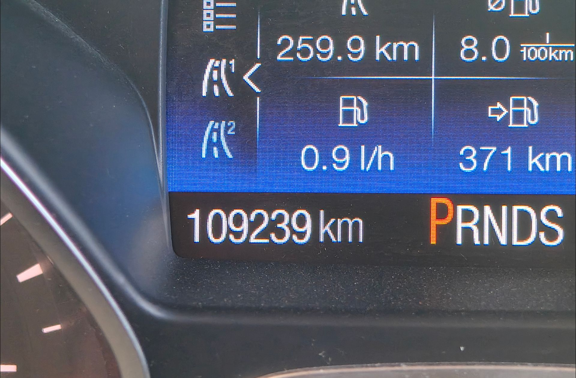 Ford Kuga 2.0 TDCi Vignale 4x4 Powershift - foto 8