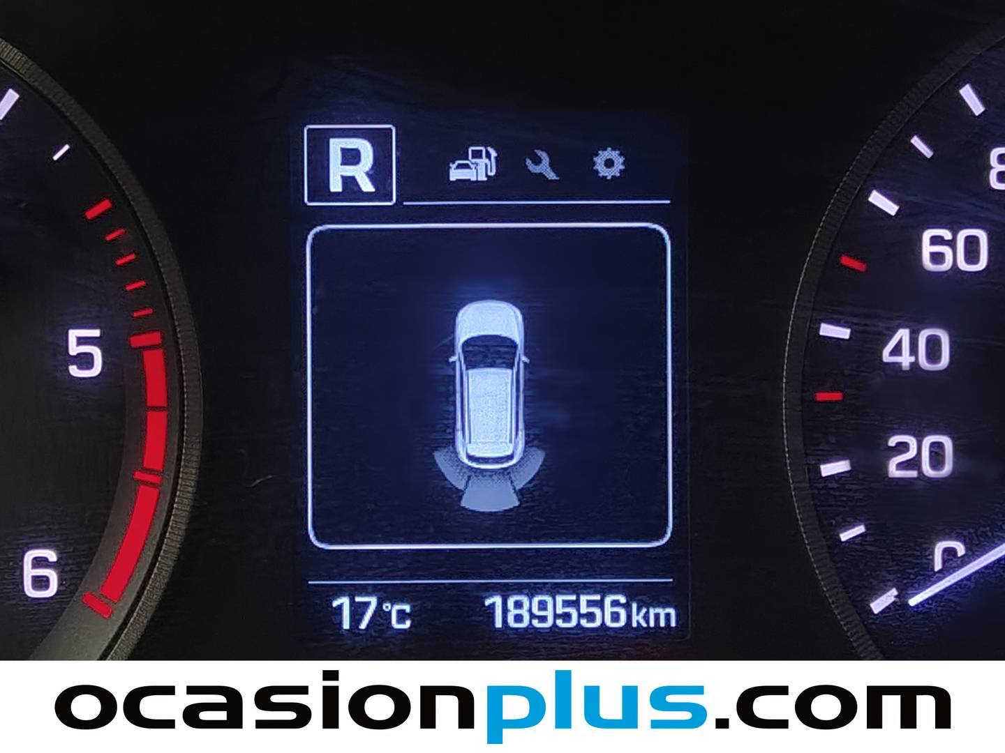 Extras y acabados del Hyundai Tucson Hyundai Tucson 1.7 CRDI BlueDrive Essence 4x2 (115 CV)