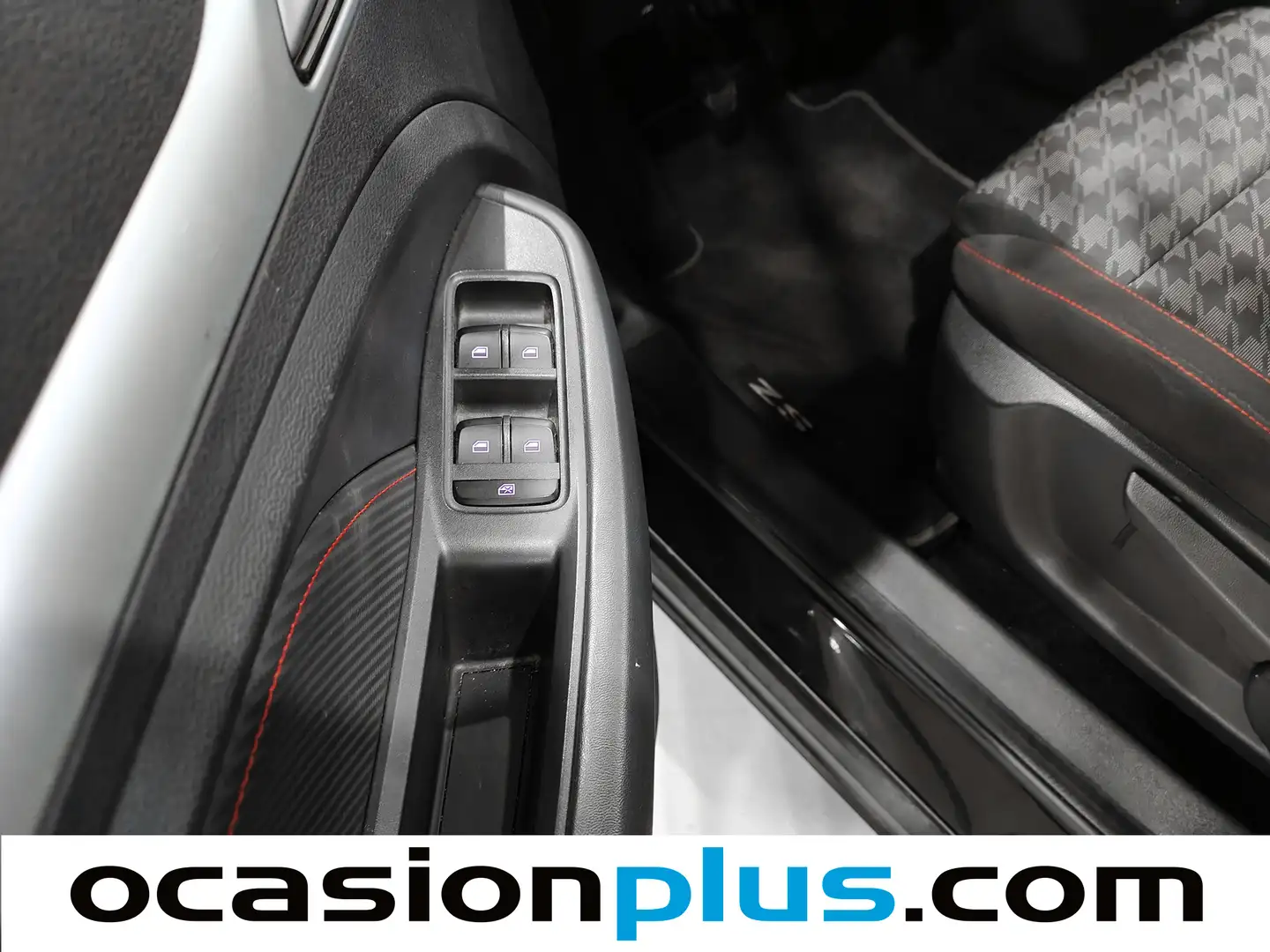 Foto MG ZS MG ZS 1.5 Comfort (106 CV)