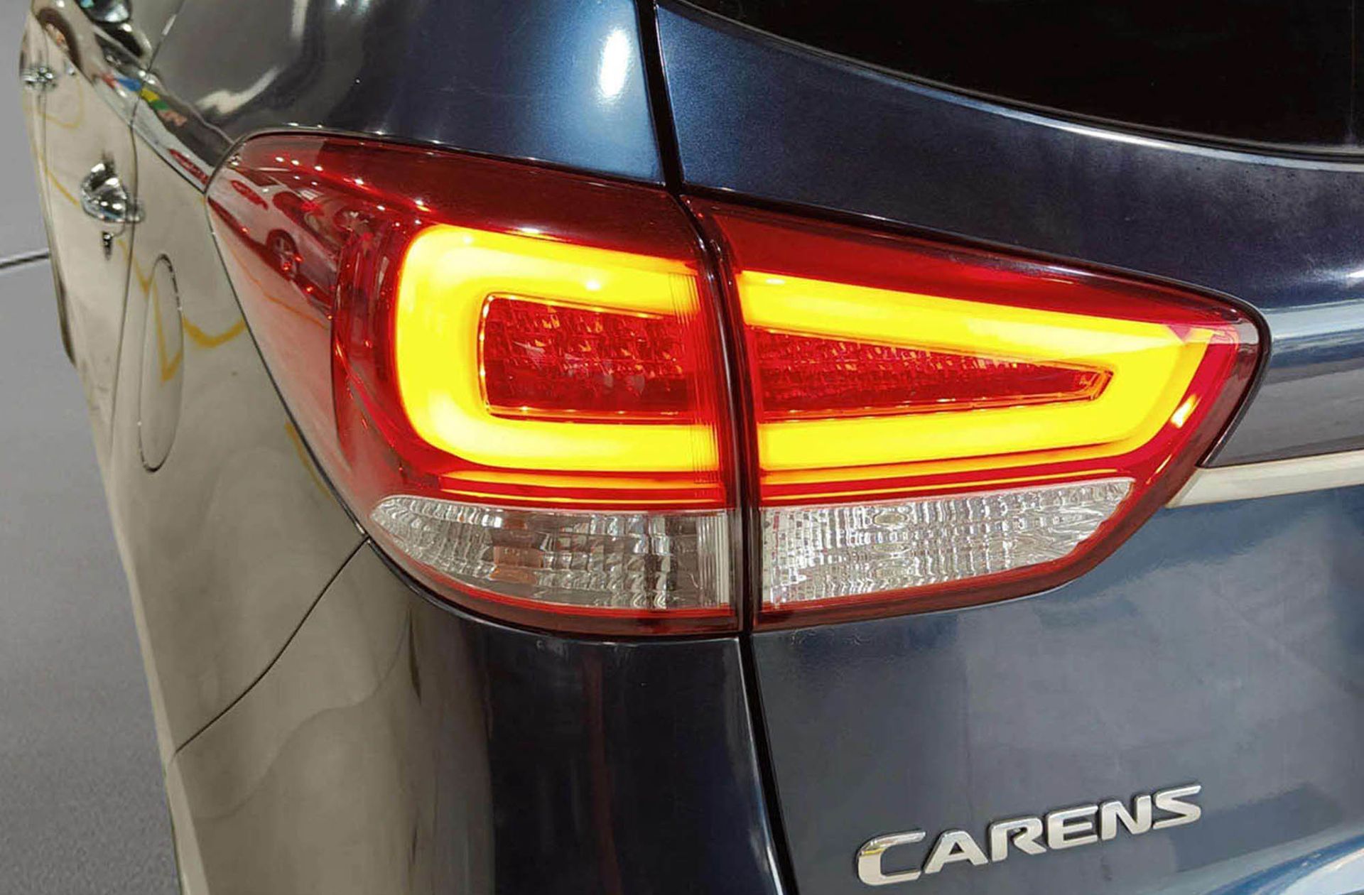 Kia Carens 1.6 GDi Drive - foto 17