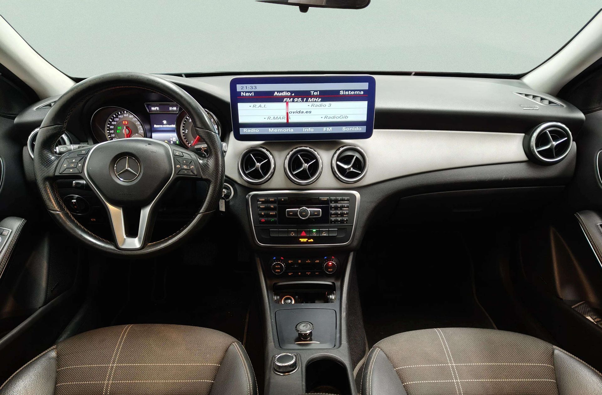 Mercedes-Benz GLA 200 CDI Style - foto 6