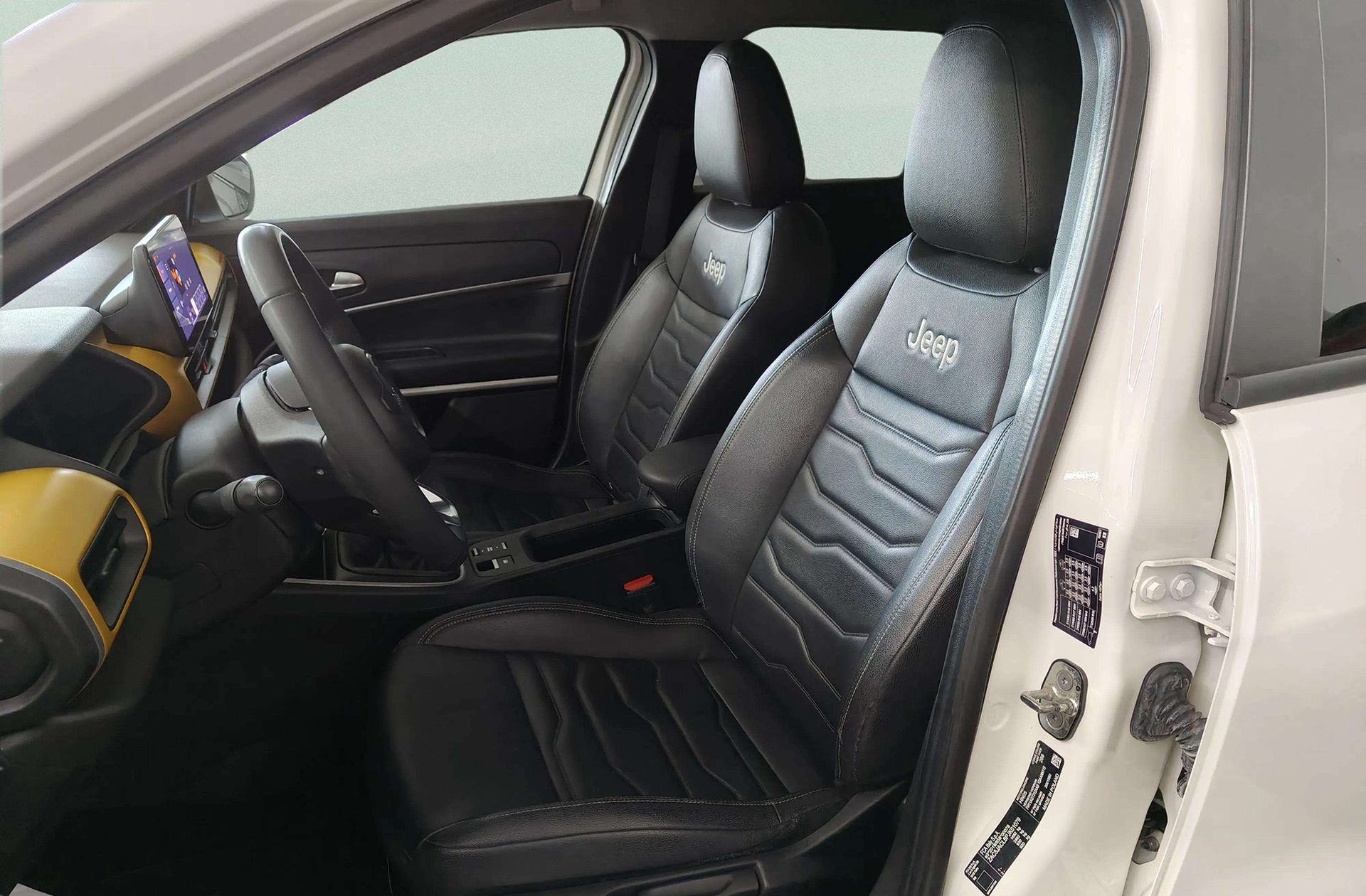 Jeep Avenger 1.2 G Summit - foto 15