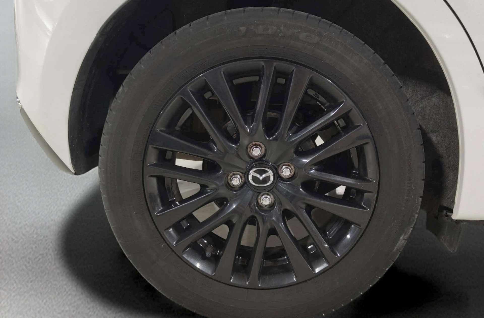 Mazda Mazda2 1.5 GE Black Tech Edition - foto 36