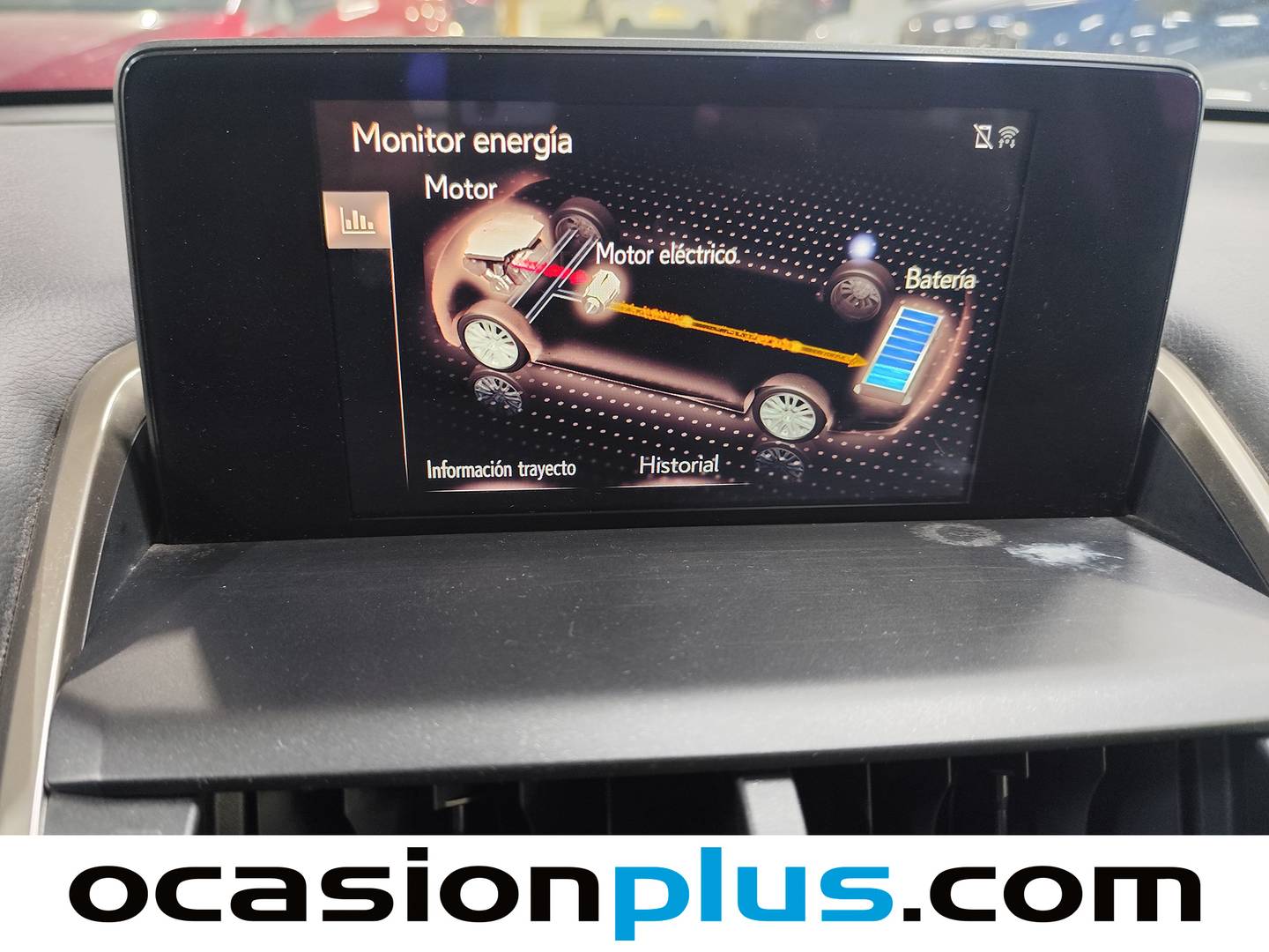 Extras del Lexus NX Lexus NX 300h Premium 2WD (197 CV)