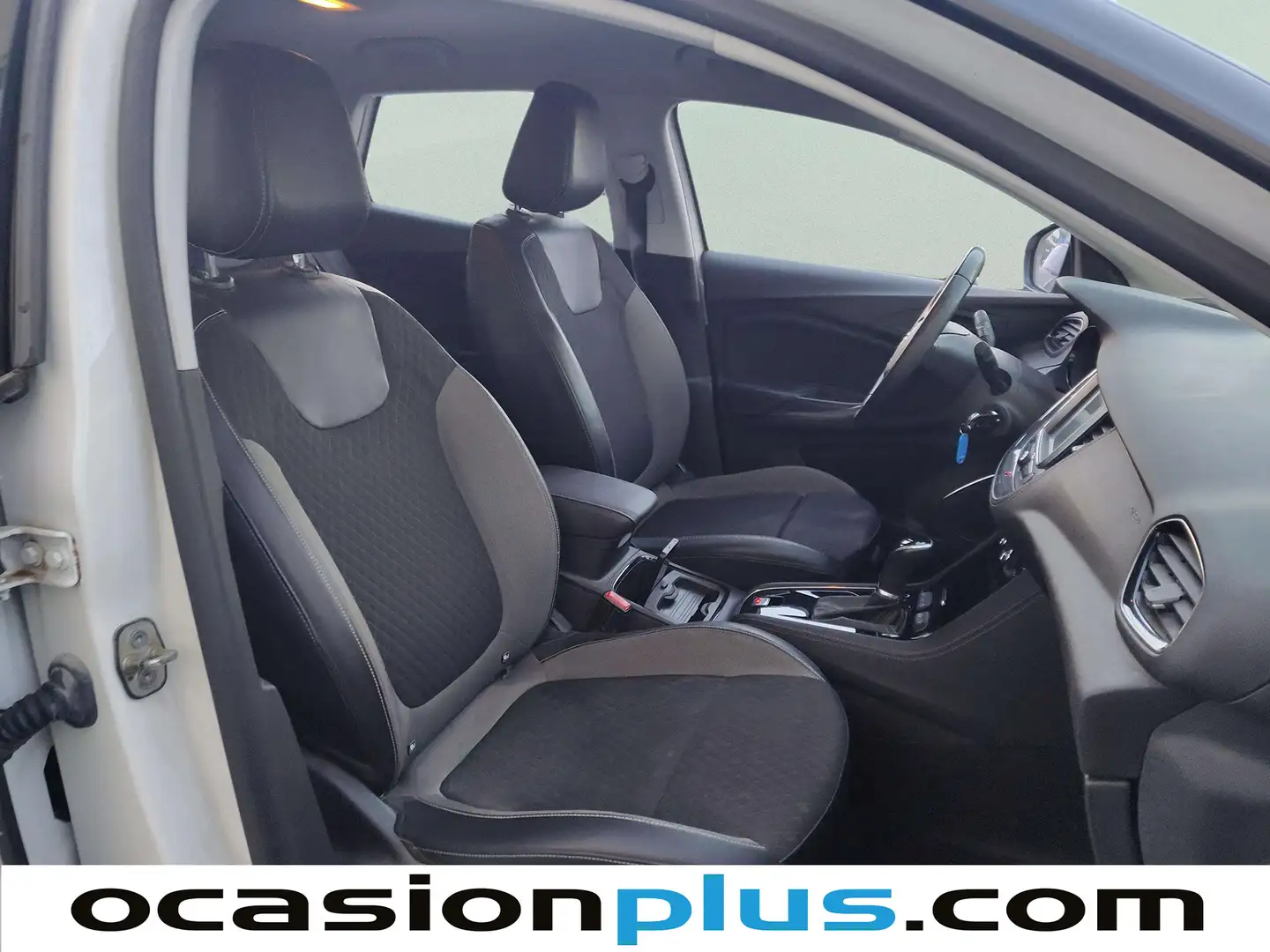 Foto Opel Grandland X Opel Grandland X 1.2 Turbo 120 Aniversario Auto (130 CV)