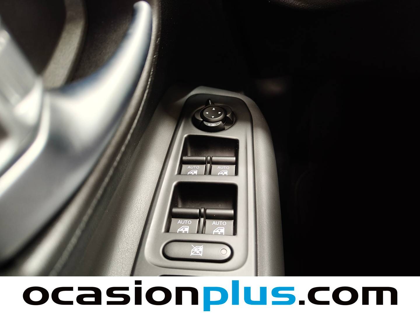 Foto Jeep Renegade Jeep Renegade 1.3G Night Eagle 4x2 DDCT (150 CV)