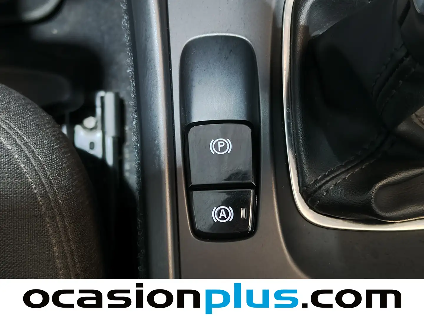 Foto Volvo XC40 Volvo XC40 T2 Momentum Core (129 CV)