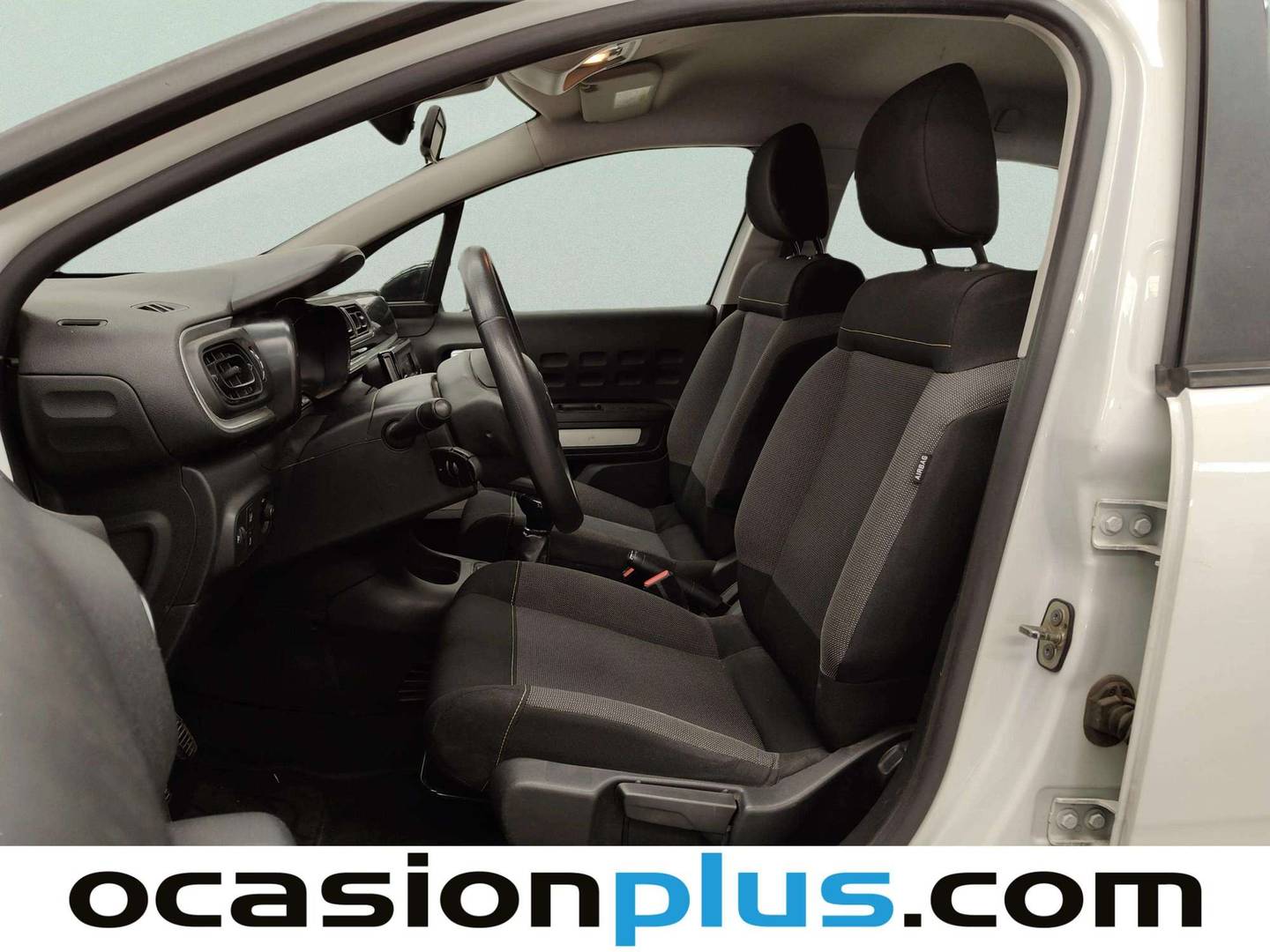 Foto asientos delanteros Citroën C3 Citroën C3 BlueHDi 100 S&S Feel (99 CV)