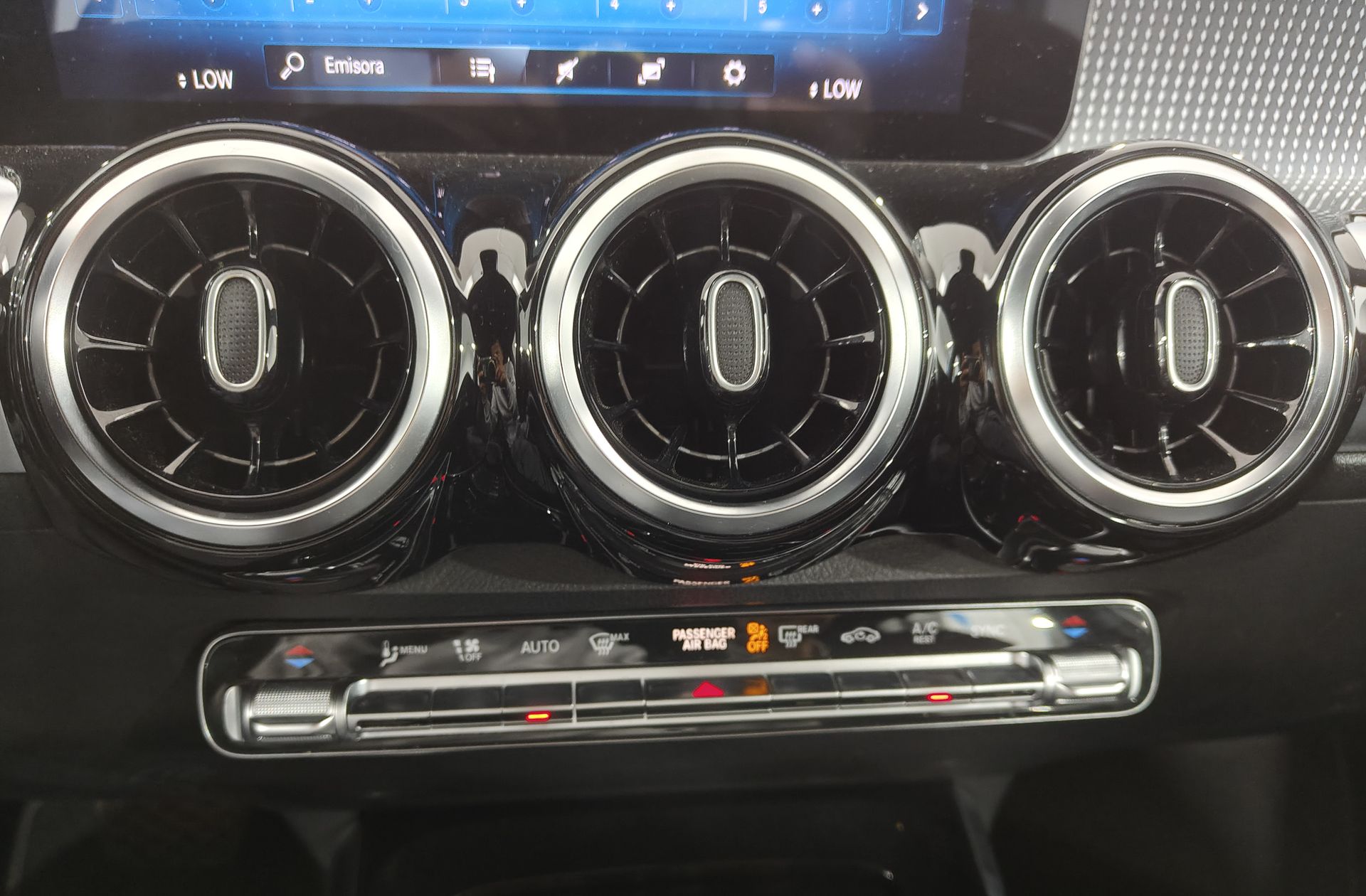 Mercedes-Benz GLB 220 D 4Matic DCT - foto 33