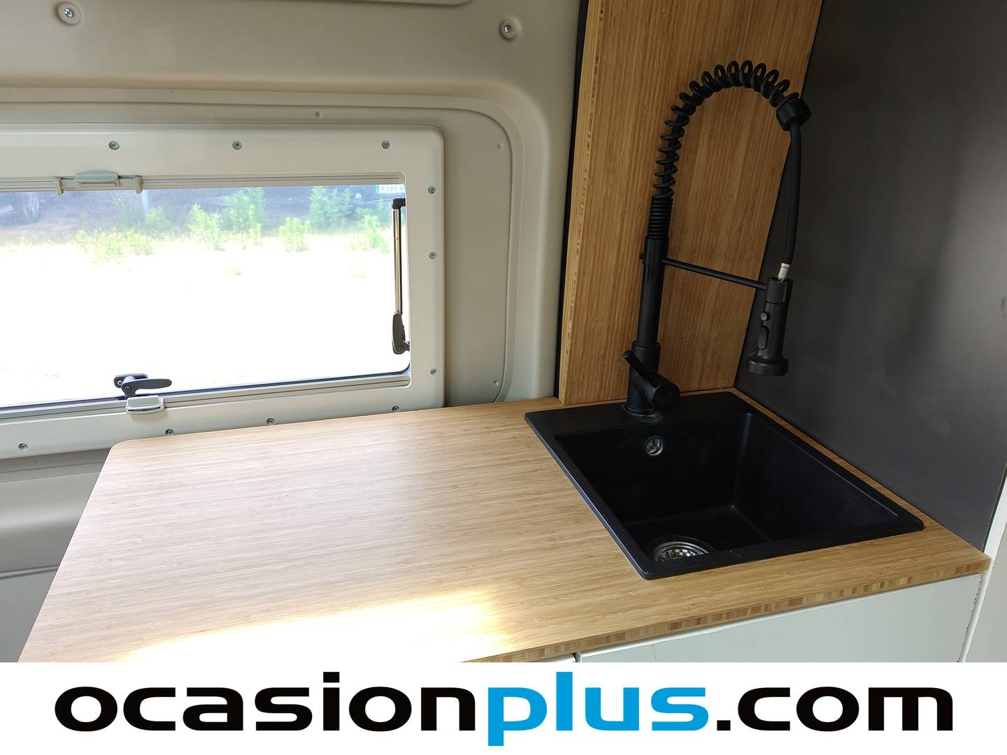 Acabados Fiat Ducato Fiat Ducato Furgón 35 Larg Sup Alto 2.3 Mjet (148CV) CAMPERIZADA