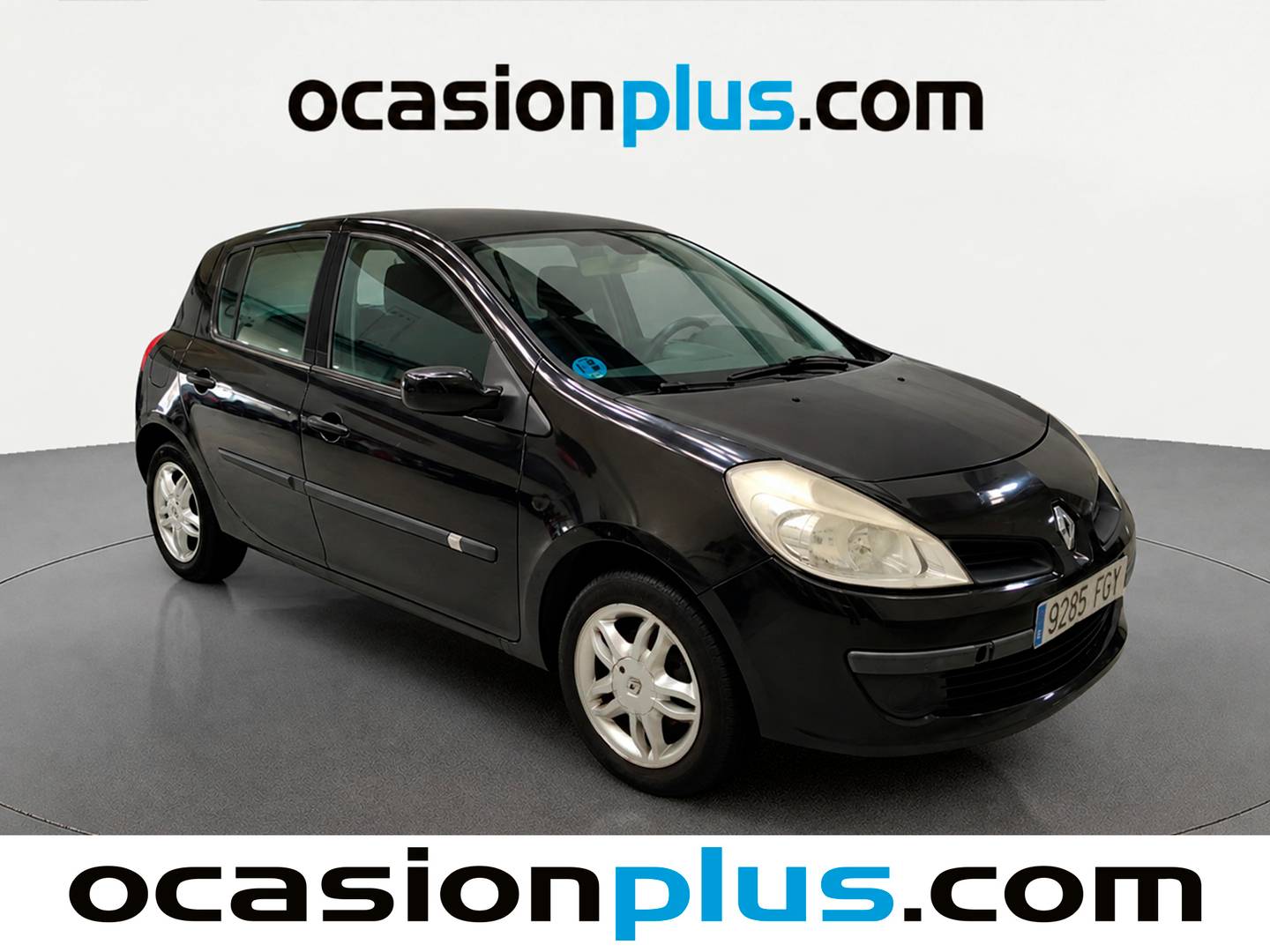 Foto delantera Renault Clio Renault Clio 1.4 16v Dynamique (100 CV) derecha