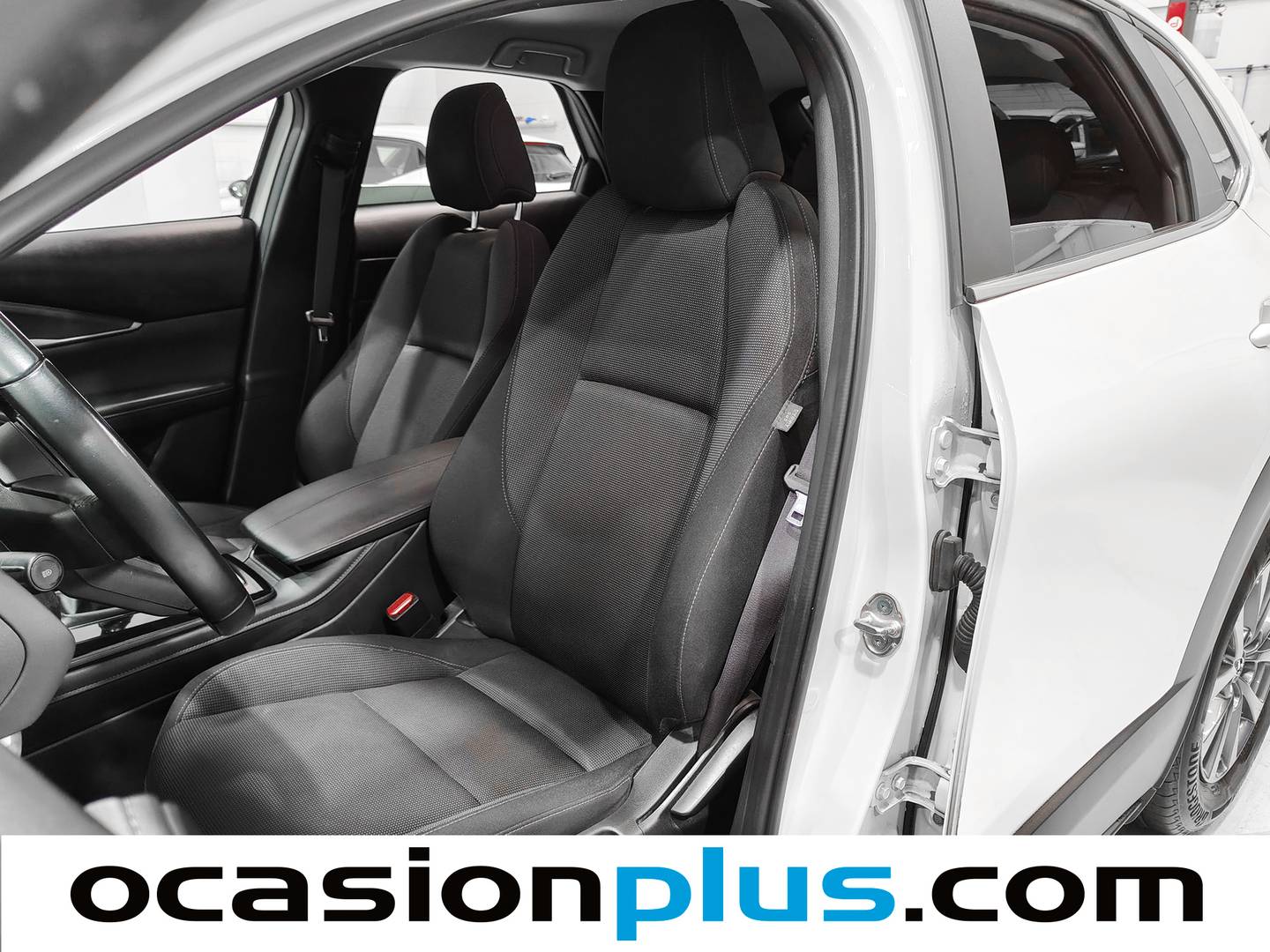 Foto asientos delanteros Mazda CX-30 Mazda CX-30 2.0 e-Skyactive G MHEV Prime-line (122 CV)